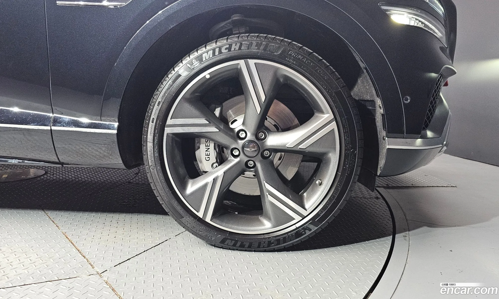 Genesis GV80 2025 KMTHA81BDTU317941 — 24