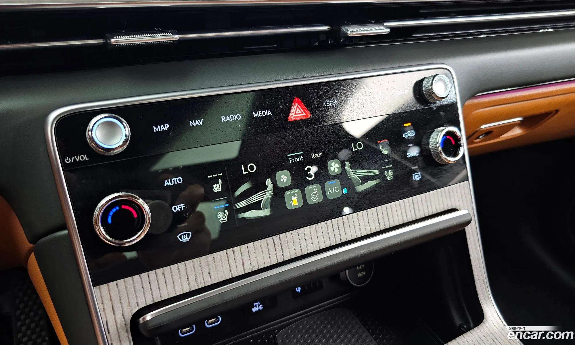 Genesis GV80 2025 KMTHA81BDTU317941 — 17