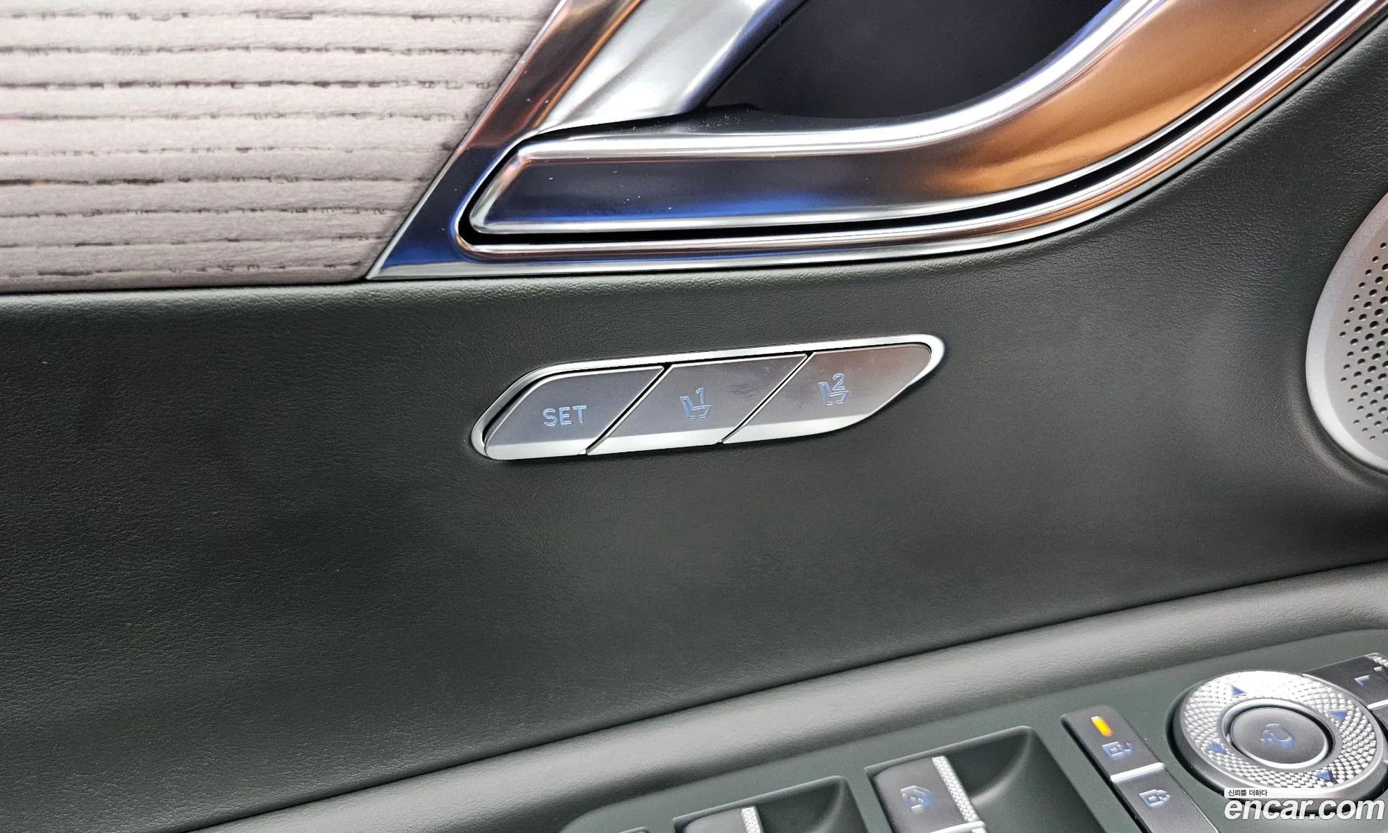 Genesis GV80 2025 KMTHA81BDTU317941 — 16