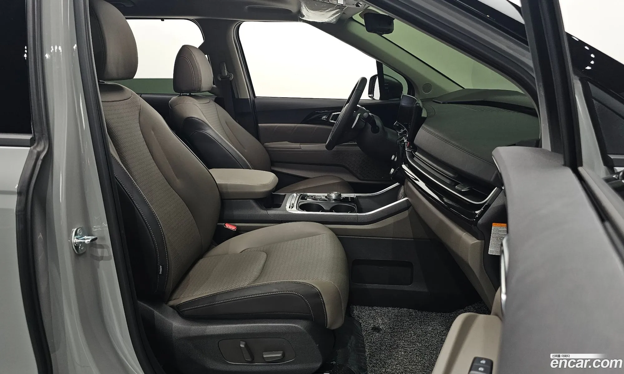 Kia Carnival 2024 KNANE81ABSS028147 — 22