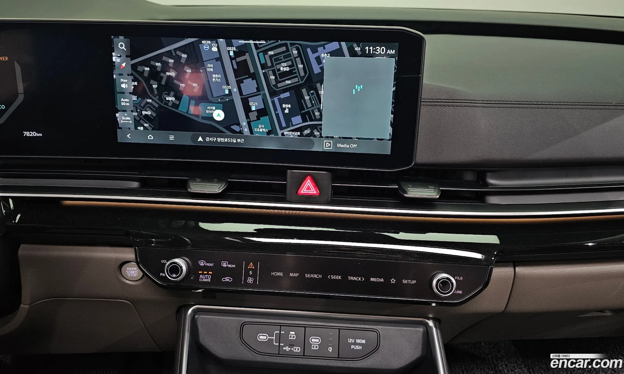Kia Carnival 2024 KNANE81ABSS028147 — 16