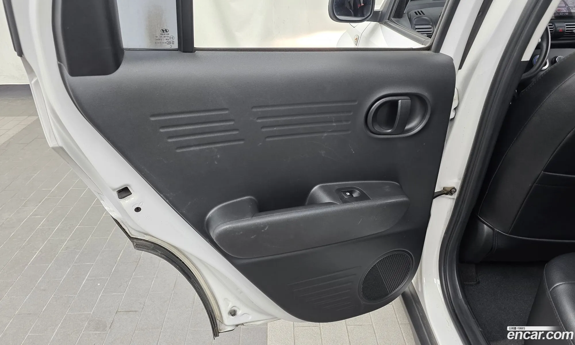 Hyundai Casper 2022 KMHB1518BPW054024 — 18