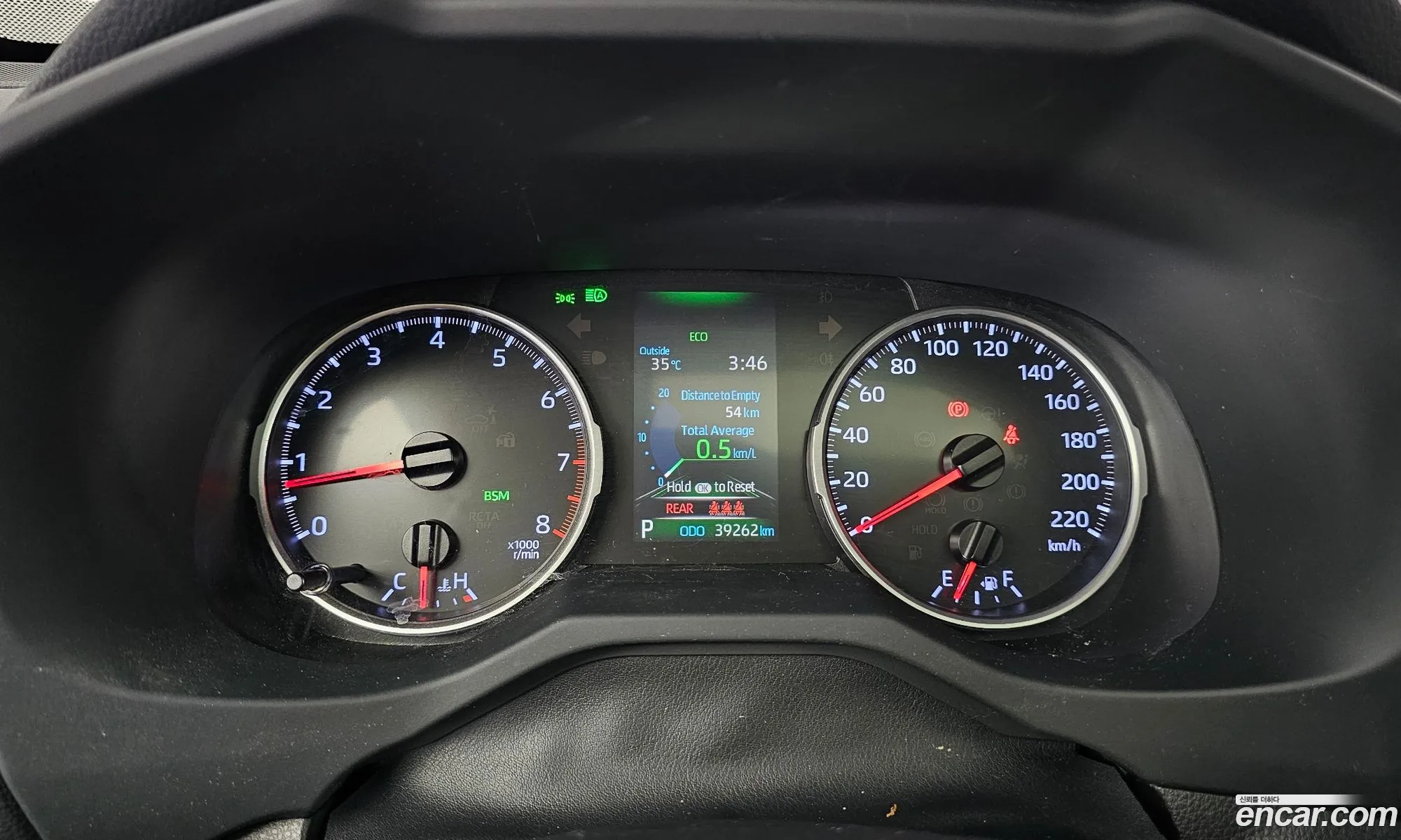 Toyota RAV4 2019 JTMW1RFV0KD024096 — 10