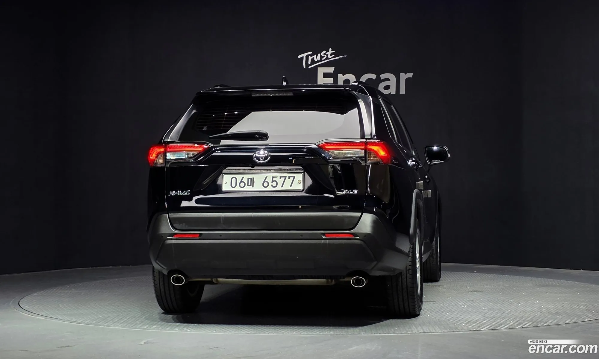 Toyota RAV4 2019 JTMW1RFV0KD024096 — 14