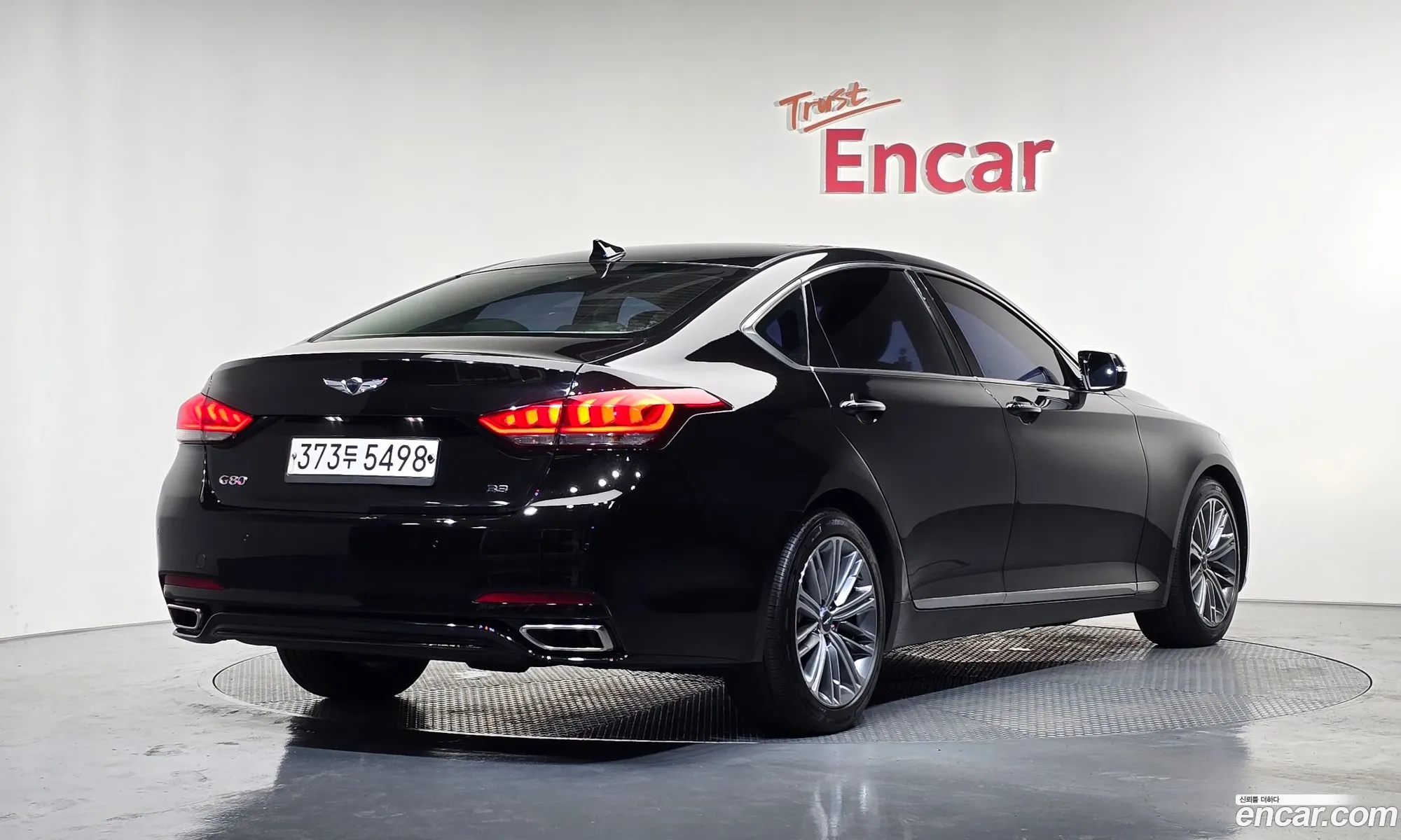 Genesis G80 2019 KMHGL41DBKU319639 — 11