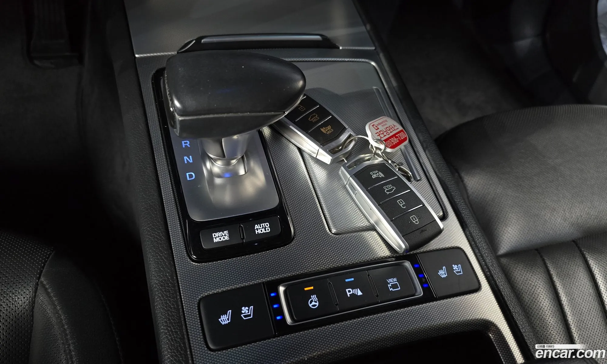 Genesis G80 2019 KMHGL41DBKU319639 — 2