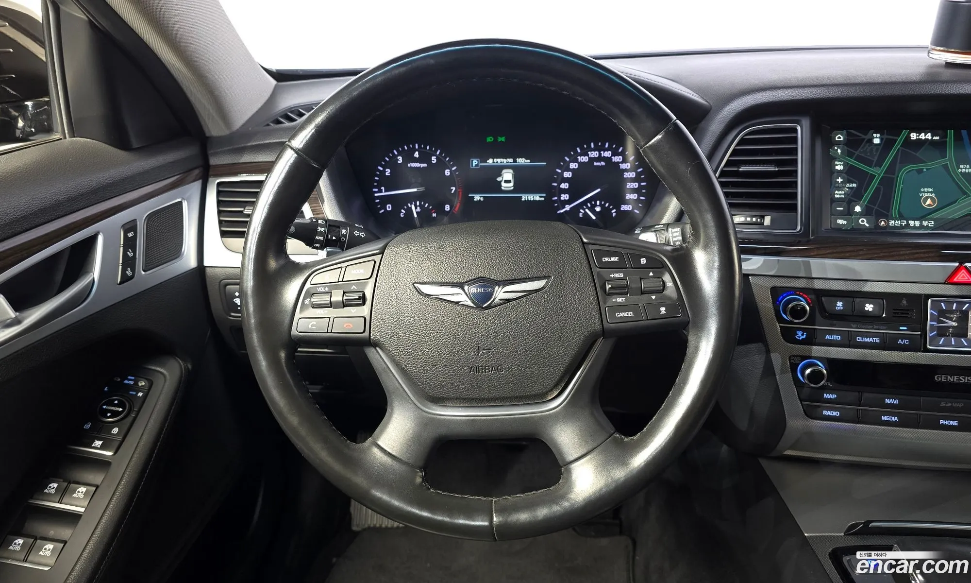 Genesis G80 2019 KMHGL41DBKU319639 — 5