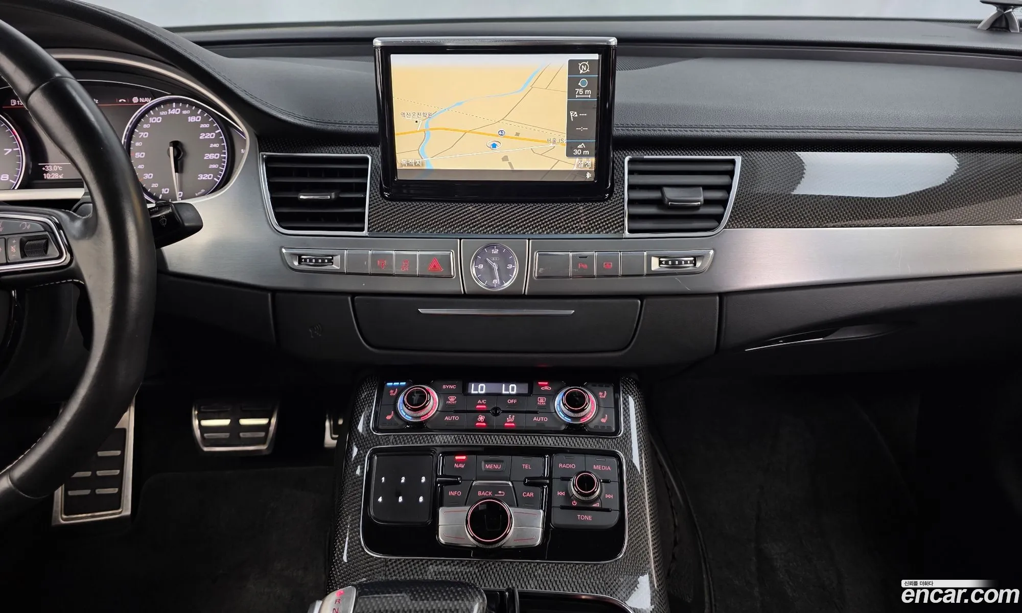 Audi S8 2014 — 10