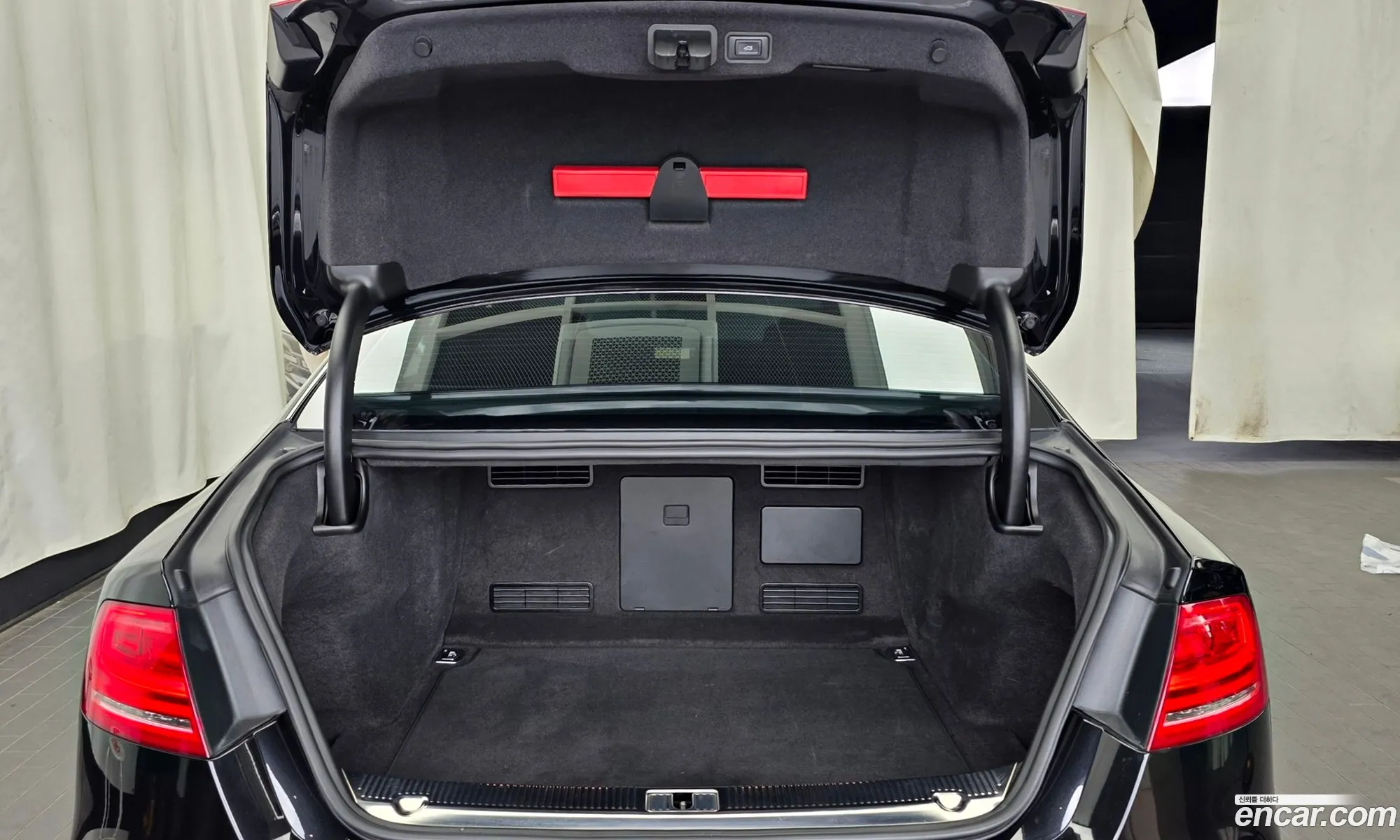 Audi S8 2014 — 12
