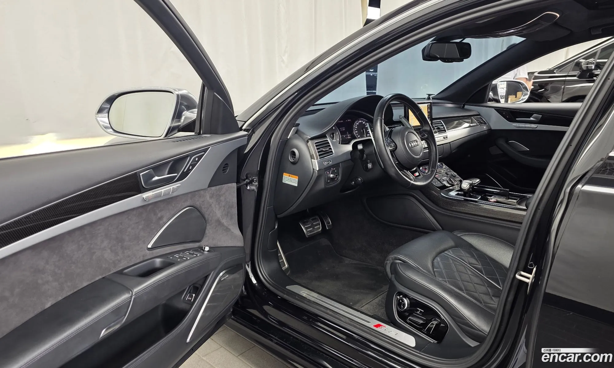 Audi S8 2014 — 15