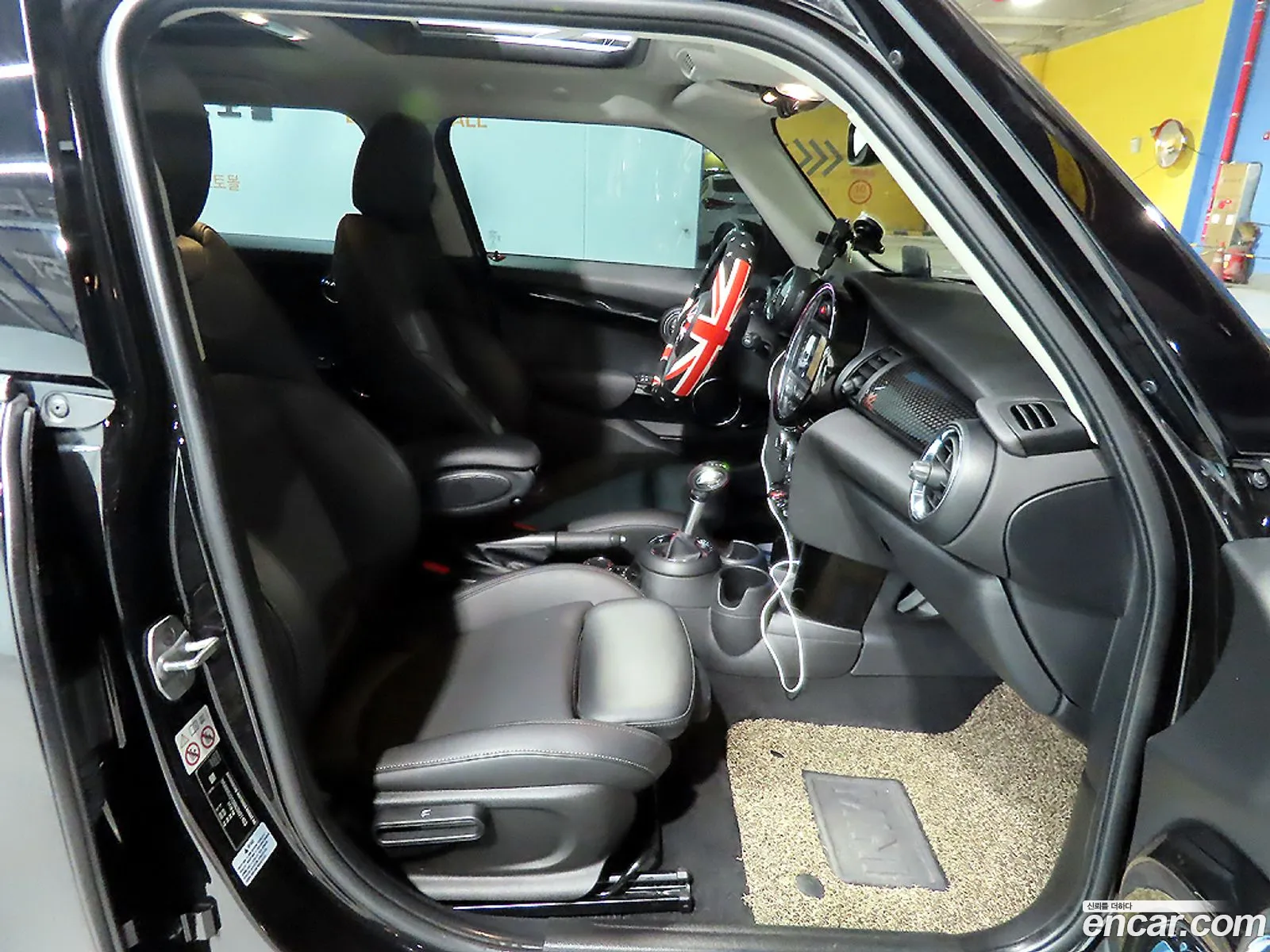 Mini Cooper S 2019 — 11