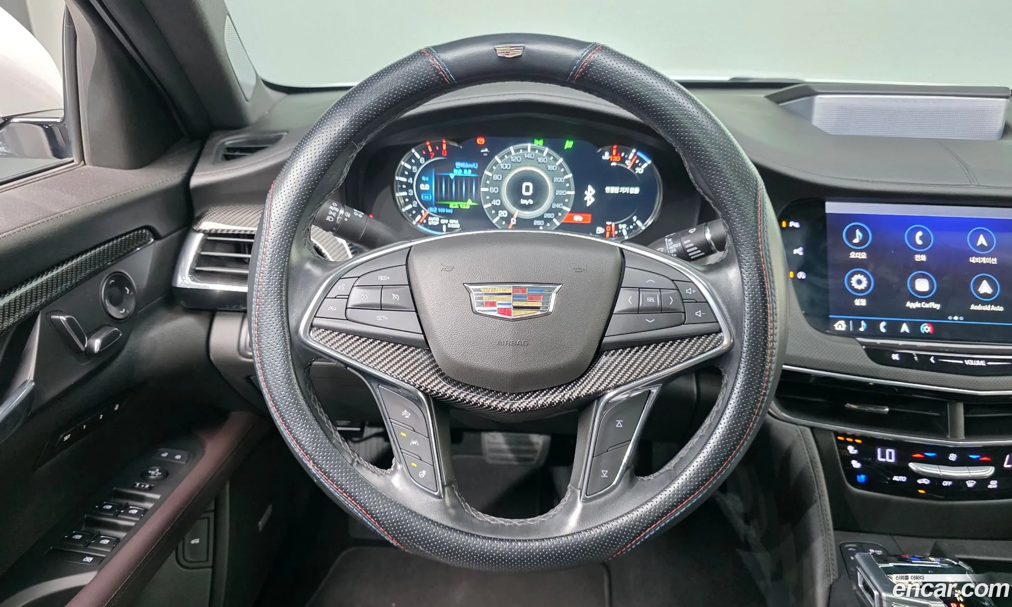 Cadillac CT6 2019 1G6K95RS3KU137304 — 24