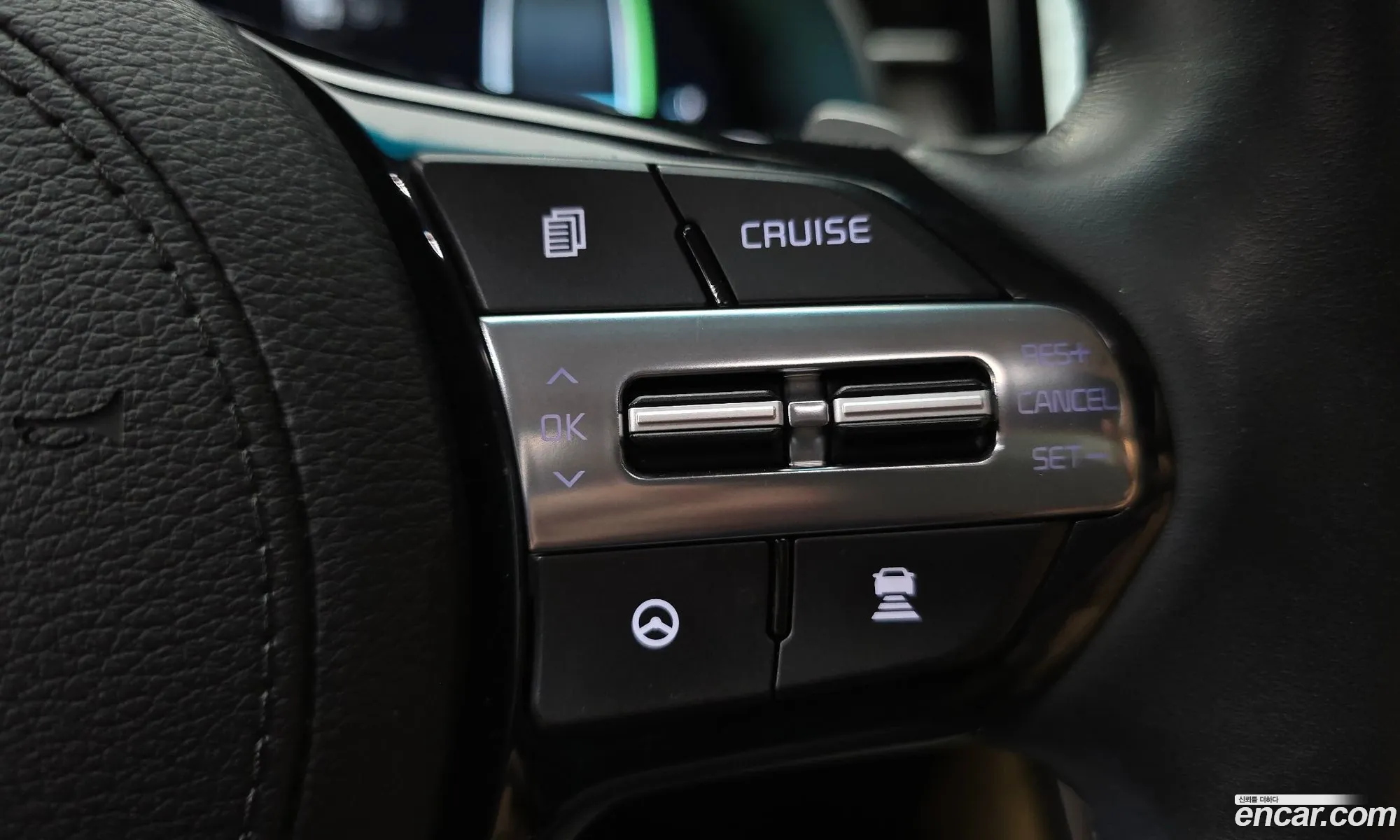 Kia K7 Premier Hybrid 2019 — 21