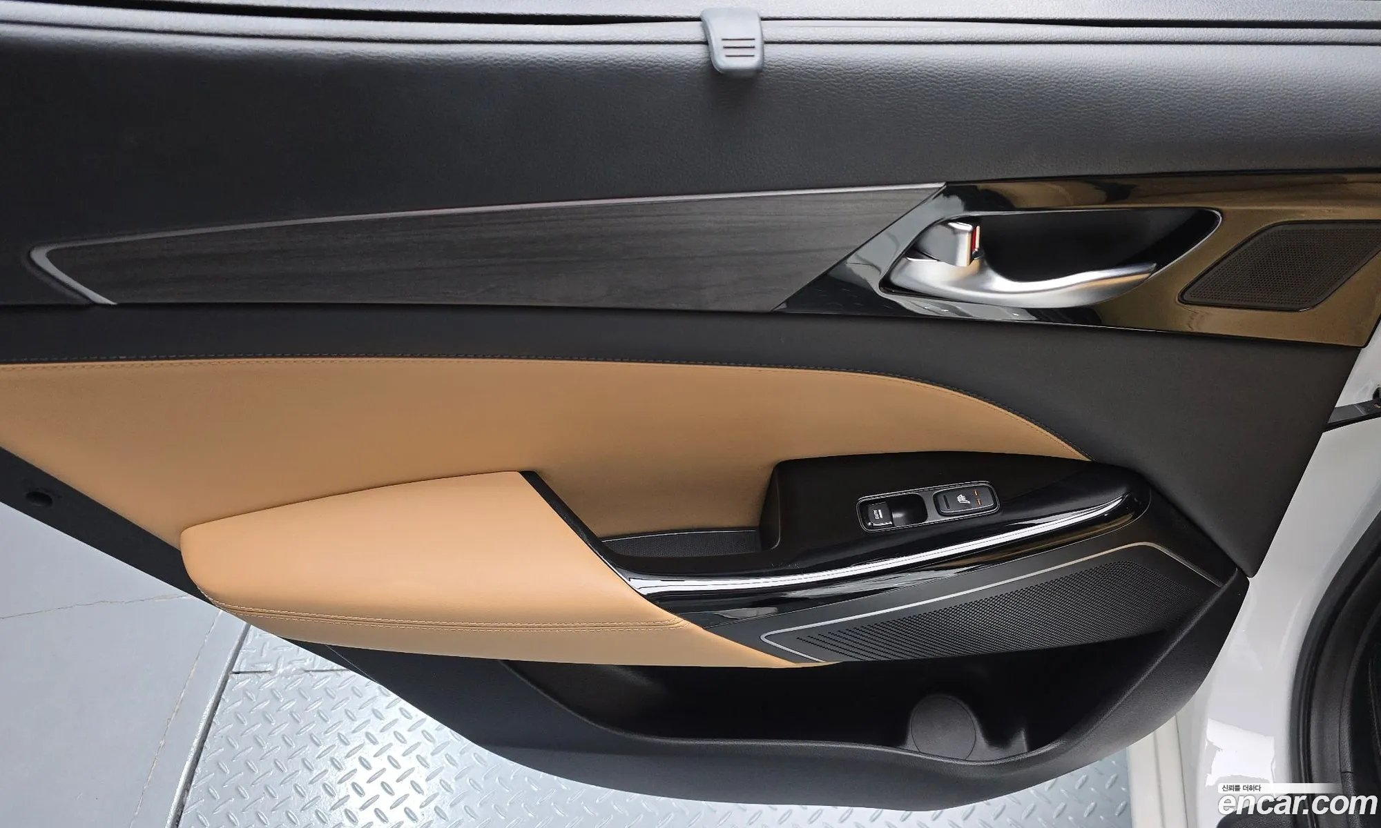 Kia K7 Premier Hybrid 2019 — 8
