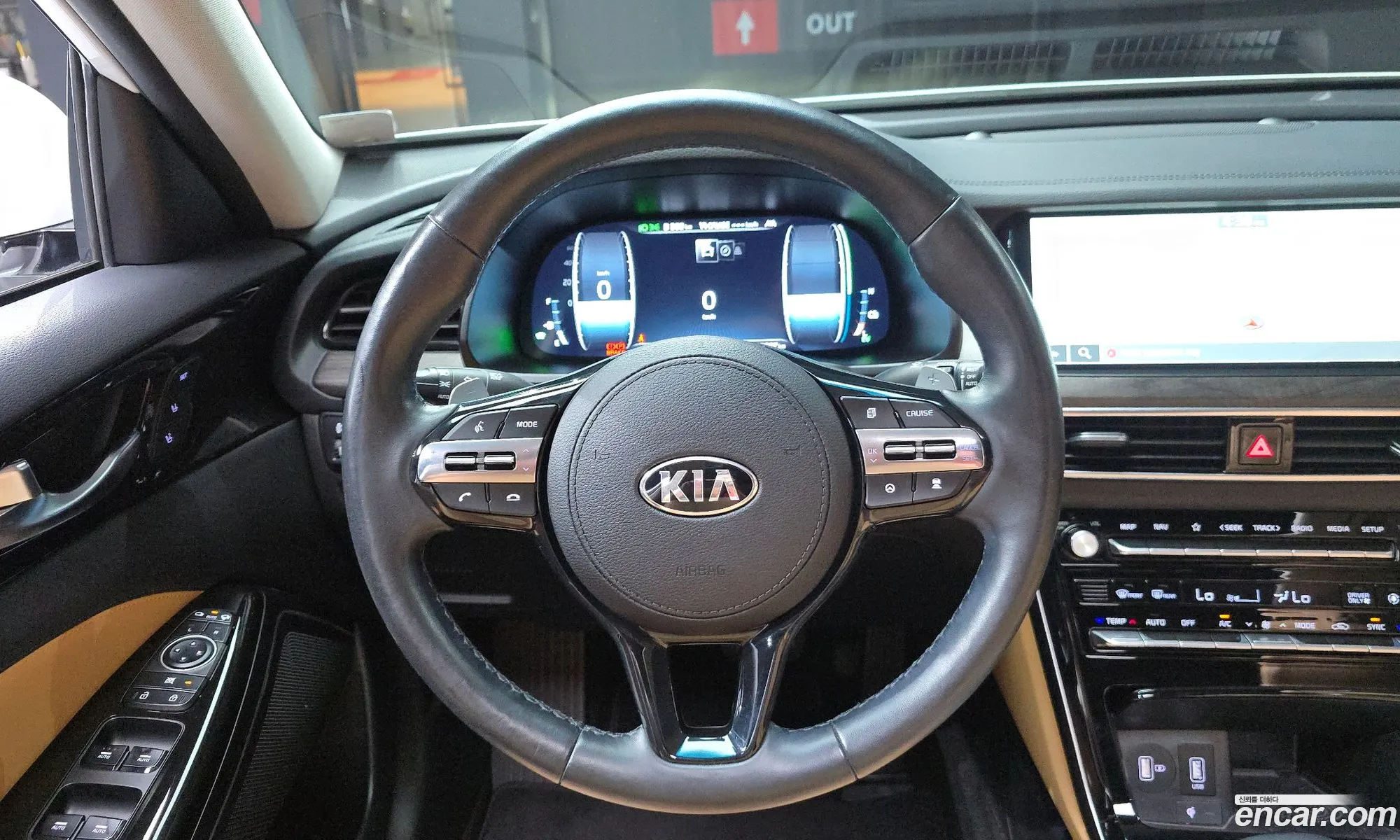 Kia K7 Premier Hybrid 2019 — 13