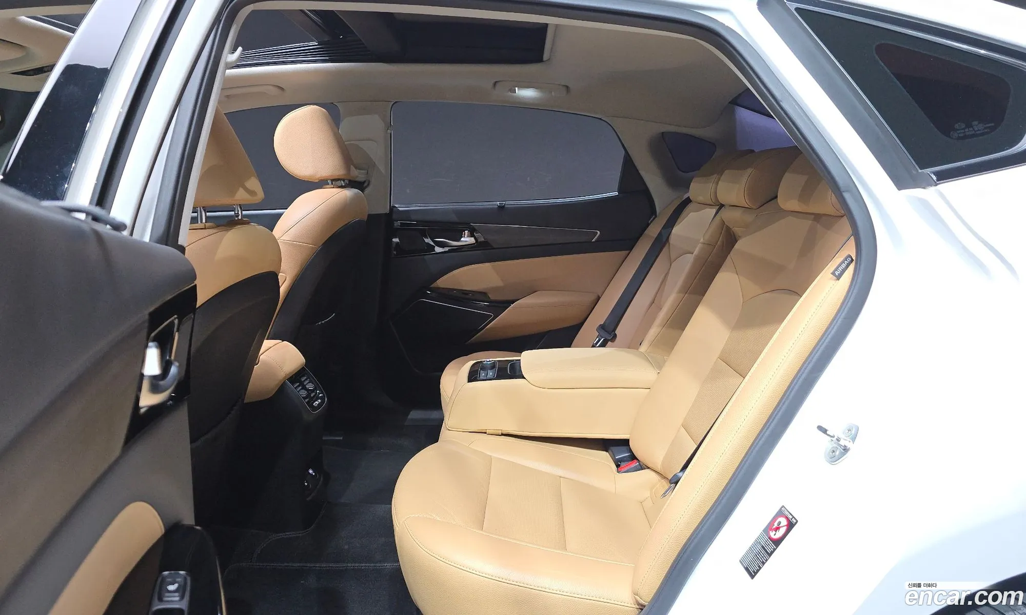 Kia K7 Premier Hybrid 2019 — 16
