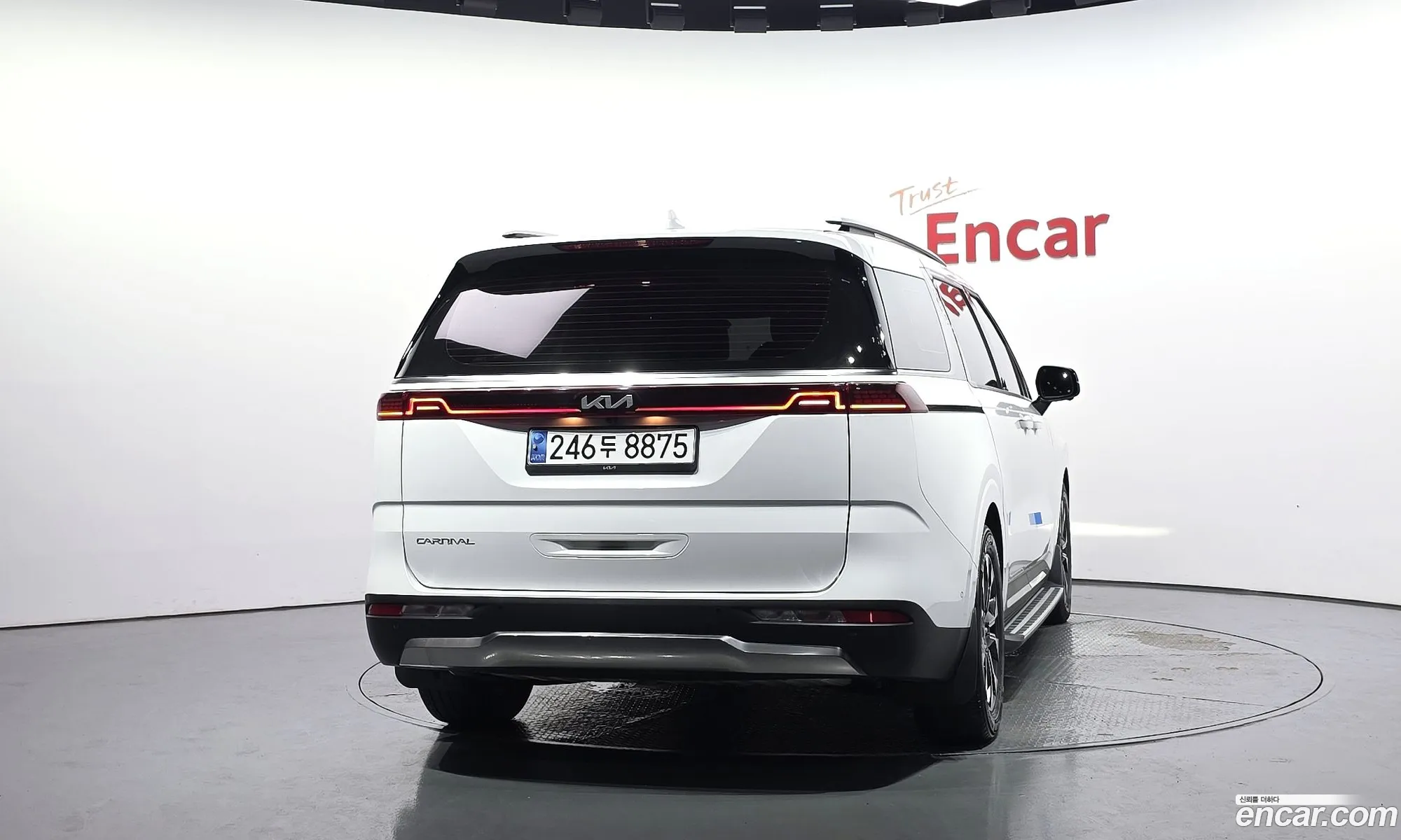 Kia Carnival 2022 — 9
