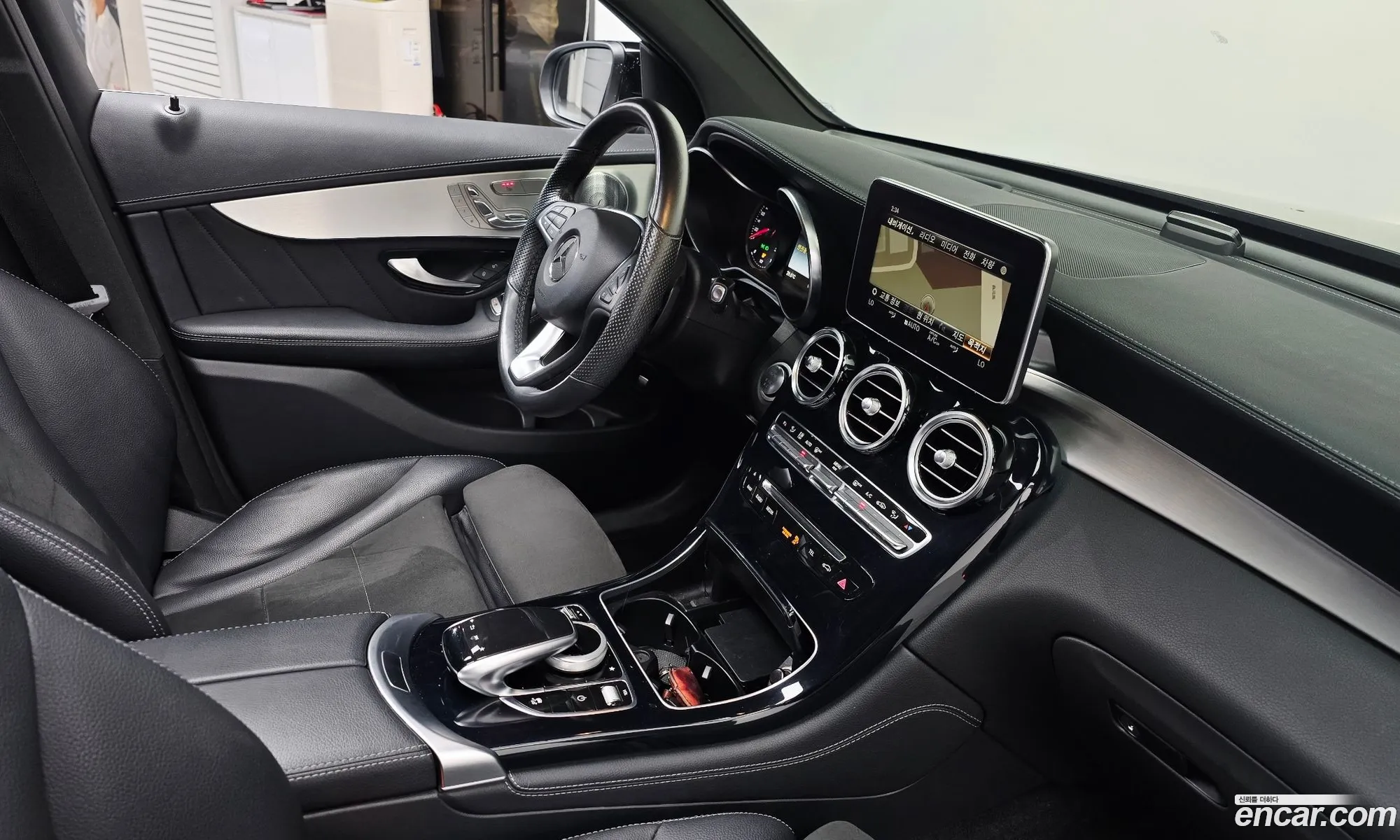 Mercedes-Benz GLC-Class X253 2019 — 5