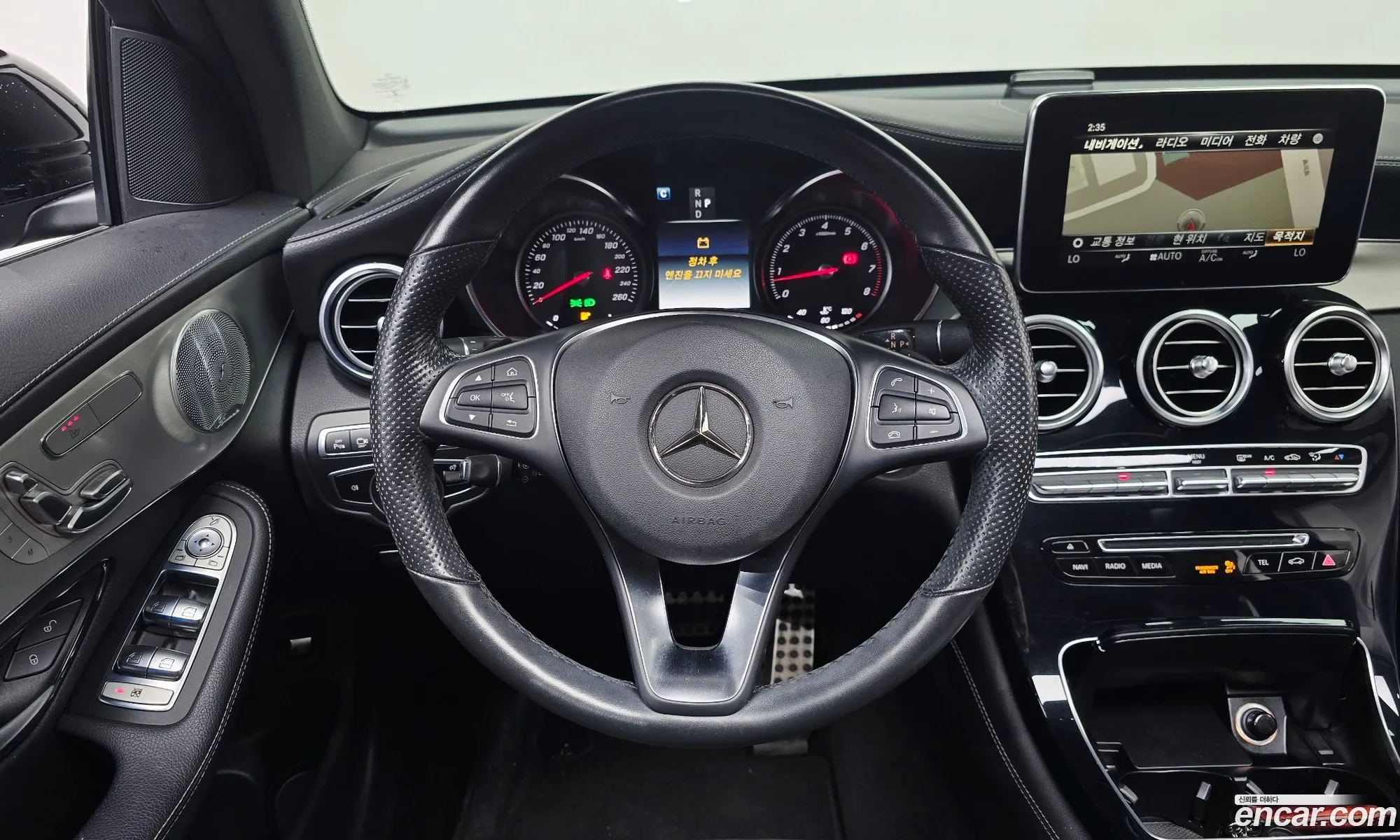 Mercedes-Benz GLC-Class X253 2019 — 24