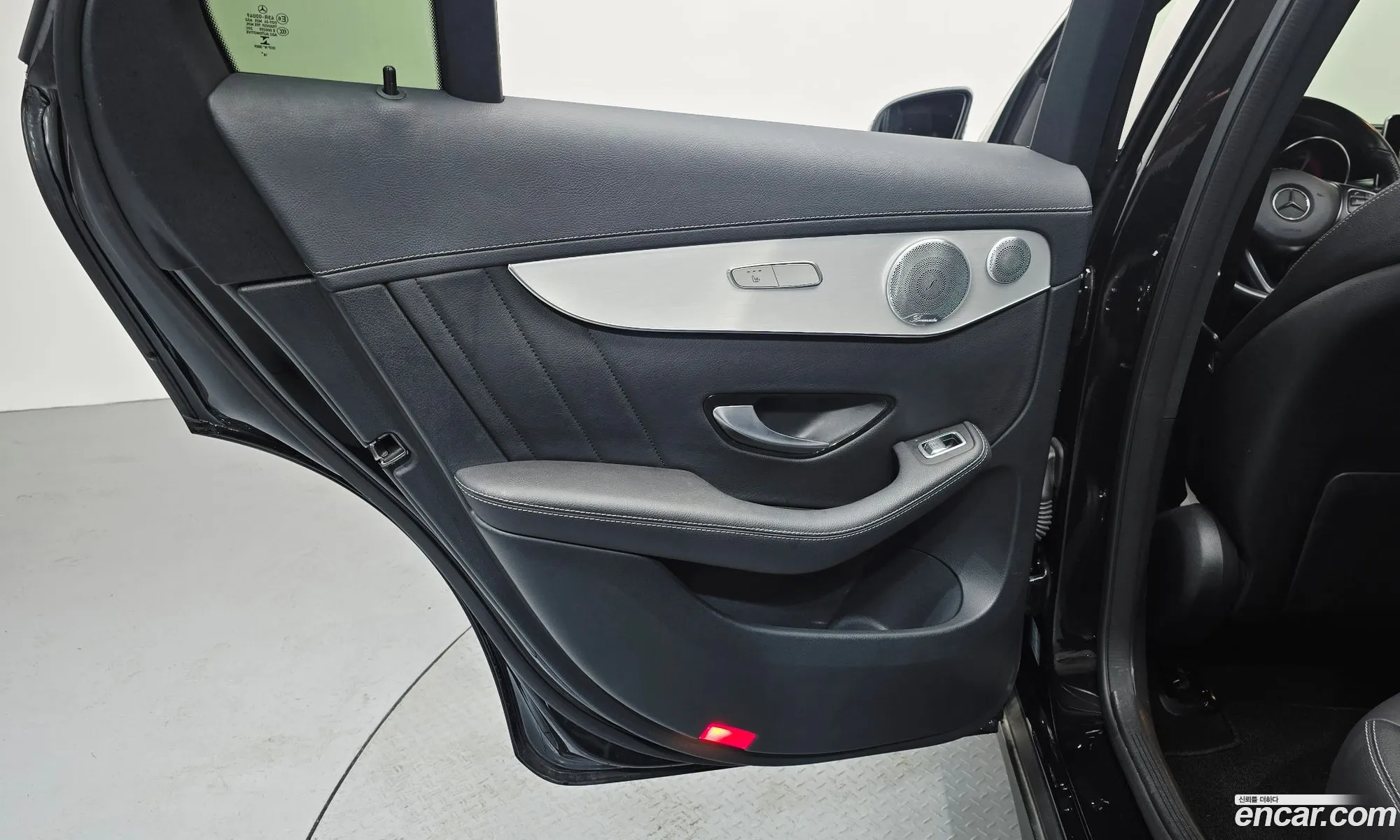 Mercedes-Benz GLC-Class X253 2019 — 25