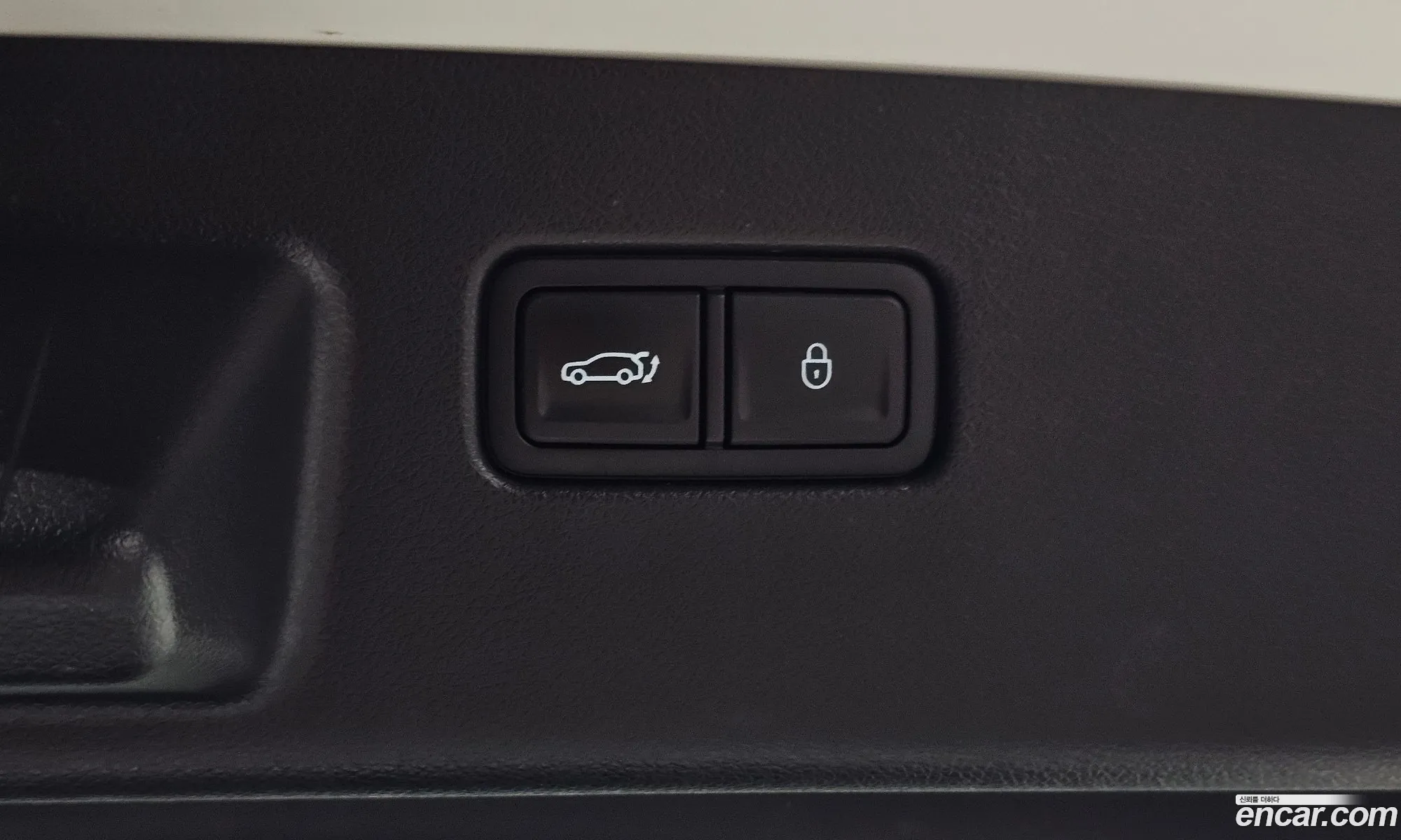Genesis GV60