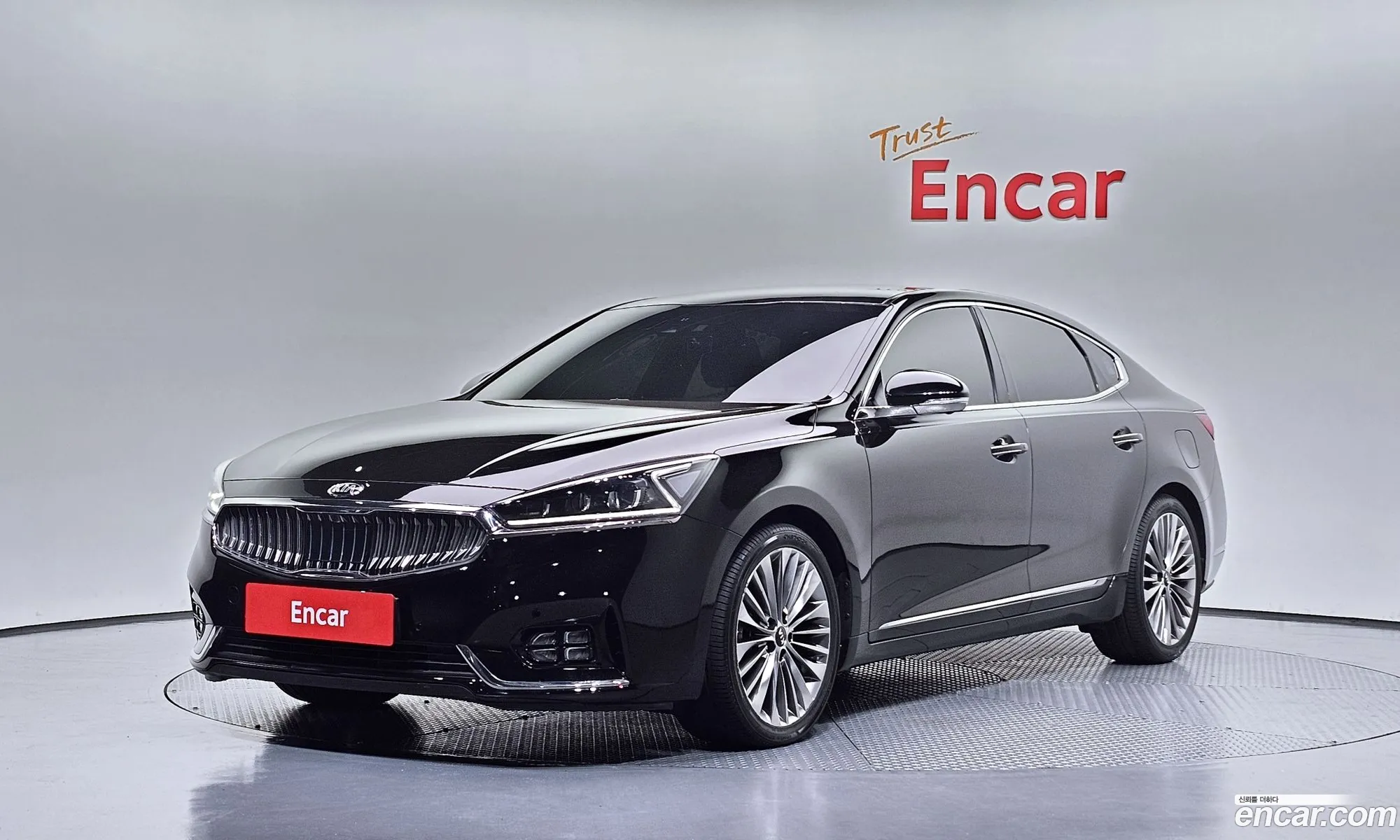 Kia K7 2019 KNALC411BKA168402 — 8