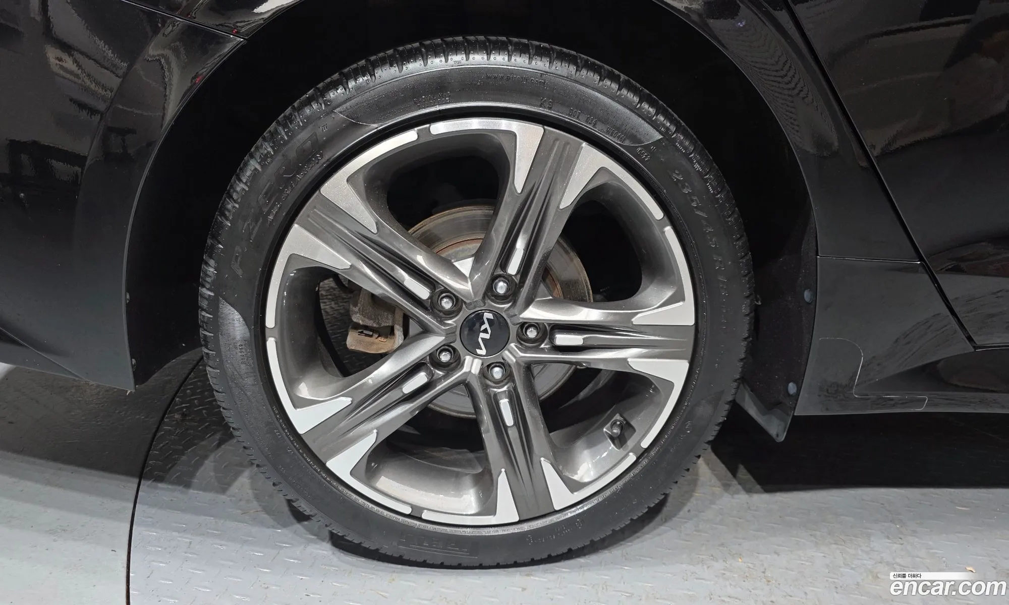 Kia K5 2022 KNAG241ABNA194281 — 5