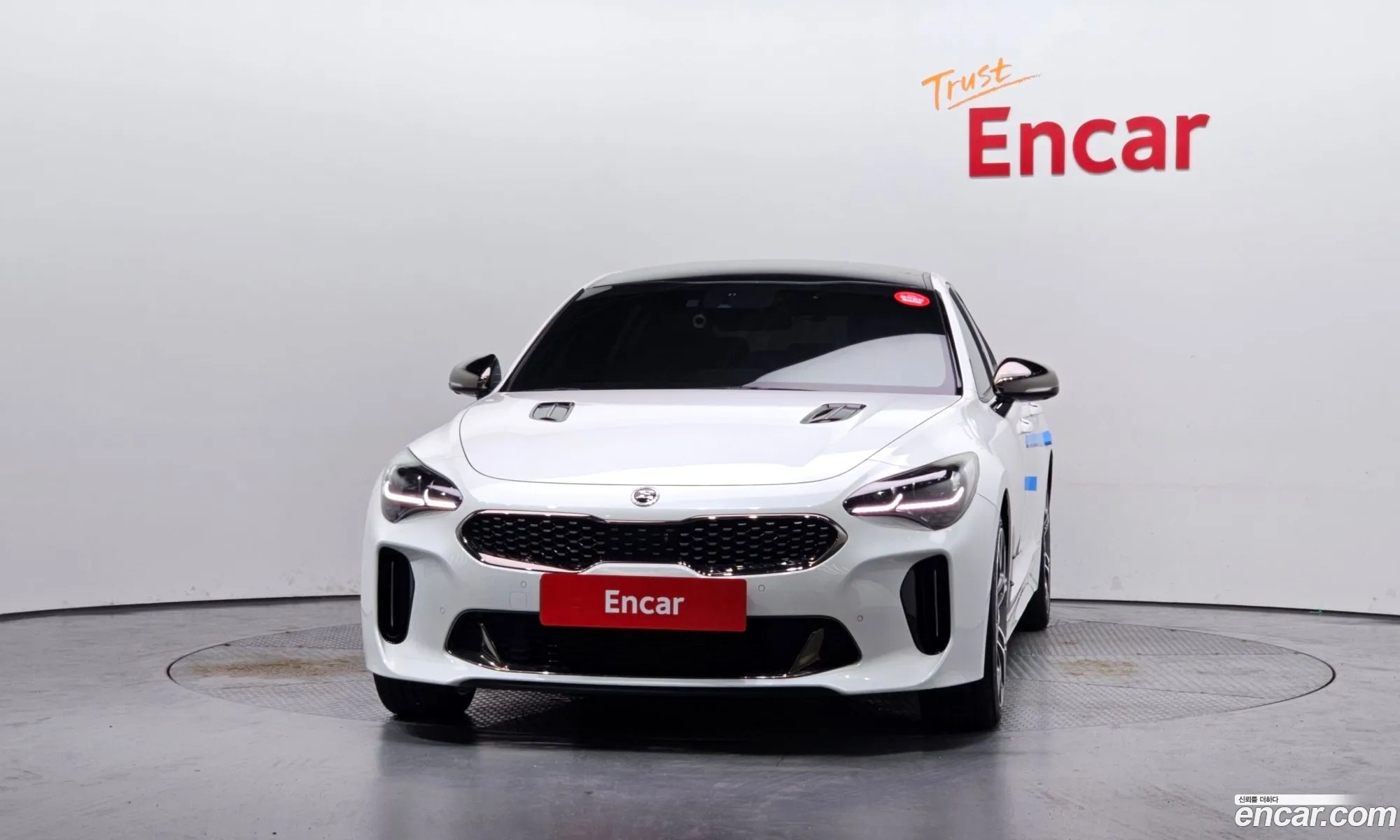 Kia Stinger 2019 KNAE351ABLS075552 — 3