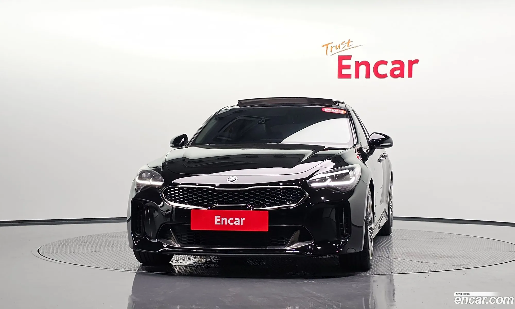 Kia Stinger 2017 KNAE251ABJS000685 — 4