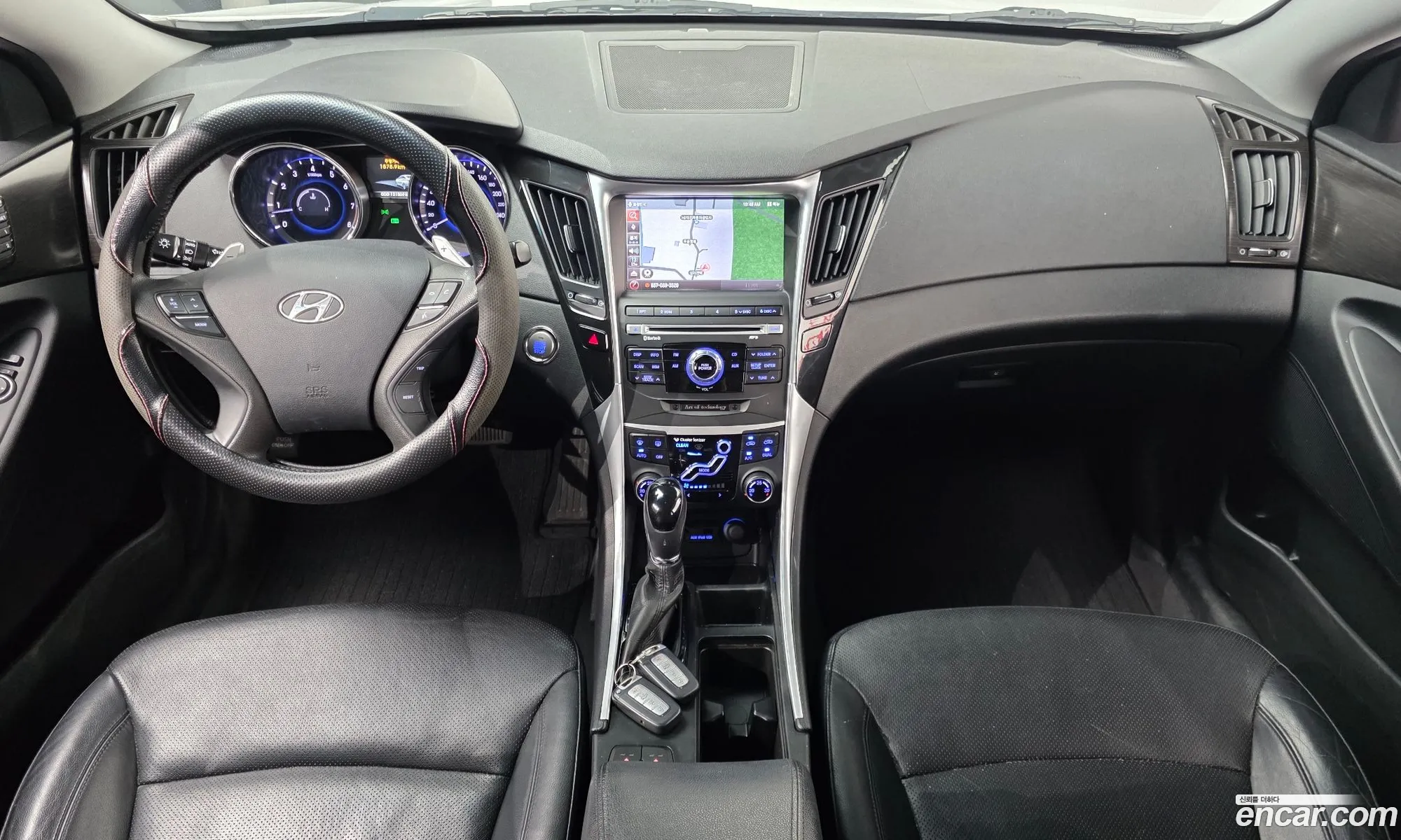 Hyundai YF Sonata 2012 KMHEC41EBCA448712 — 4