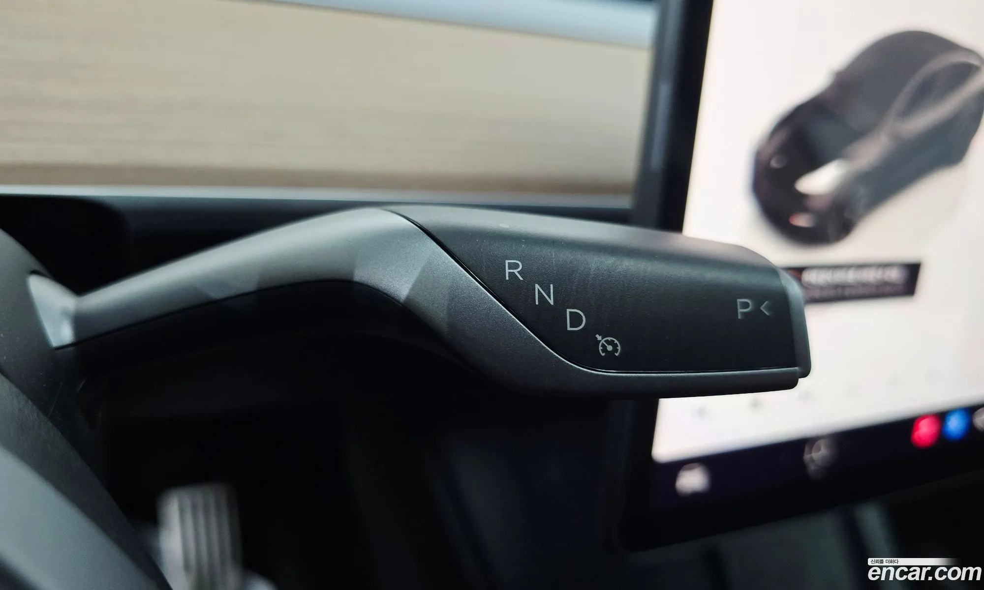 Tesla Model Y 2022 — 13