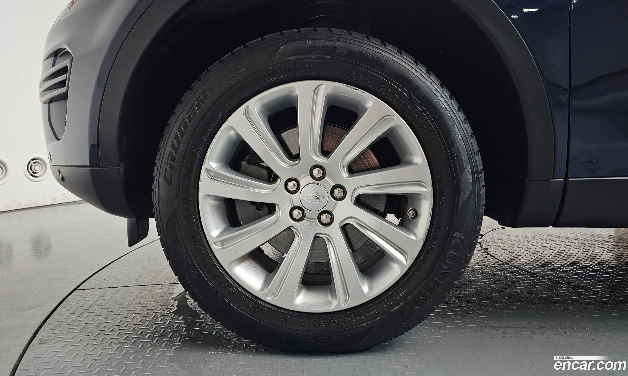 Land Rover Discovery Sport 2016 — 33