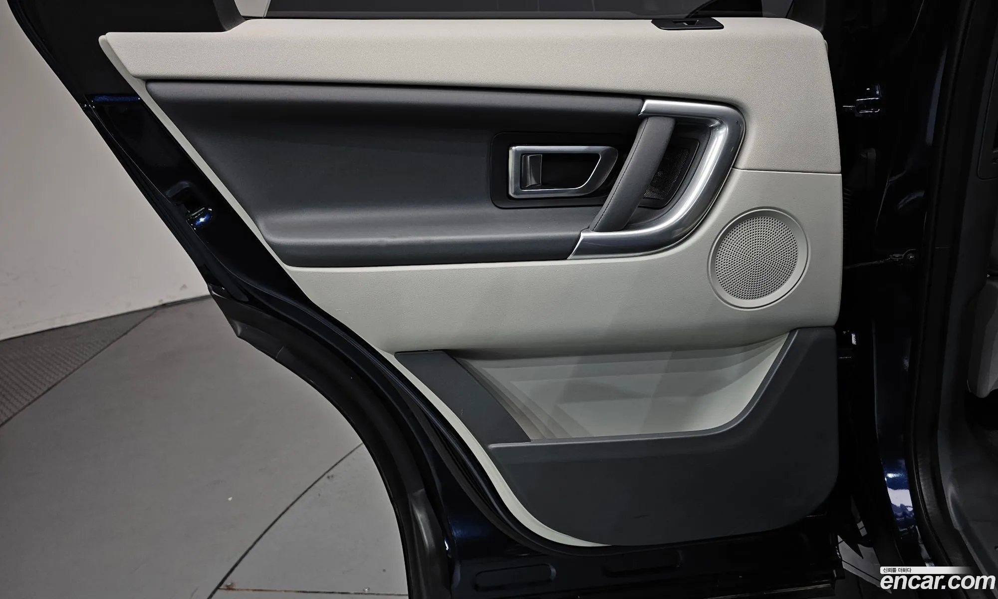 Land Rover Discovery Sport 2016 — 8