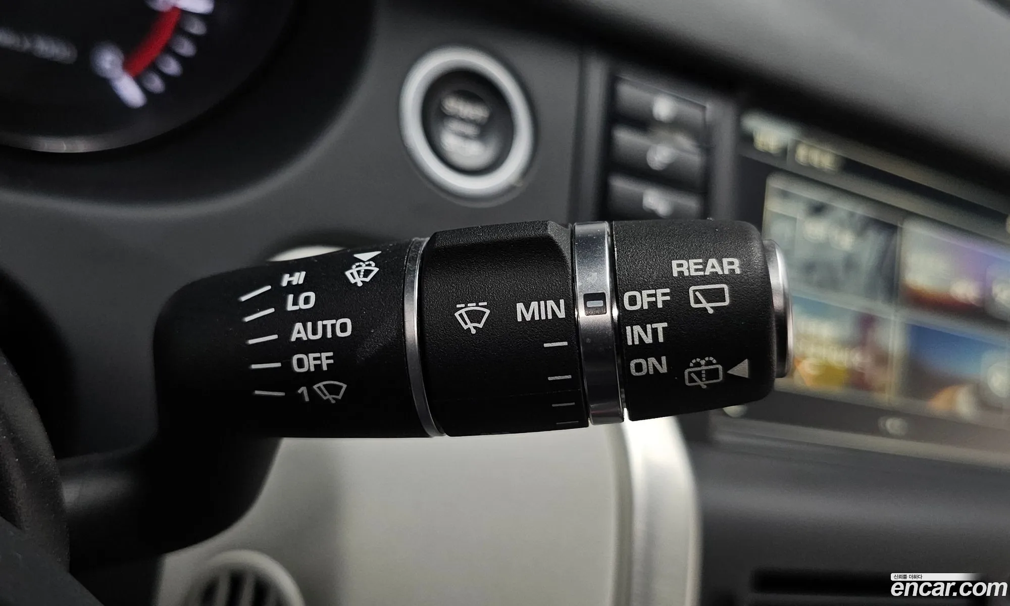 Land Rover Discovery Sport 2016 — 28