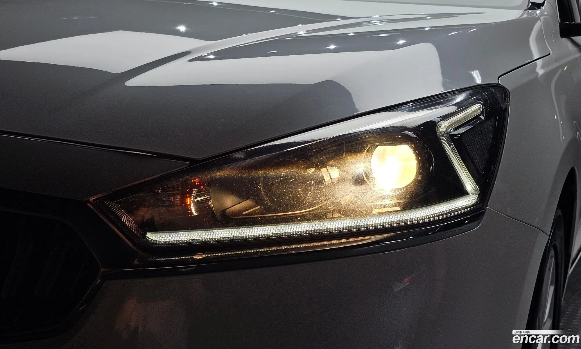 Kia K7 2016 — 21