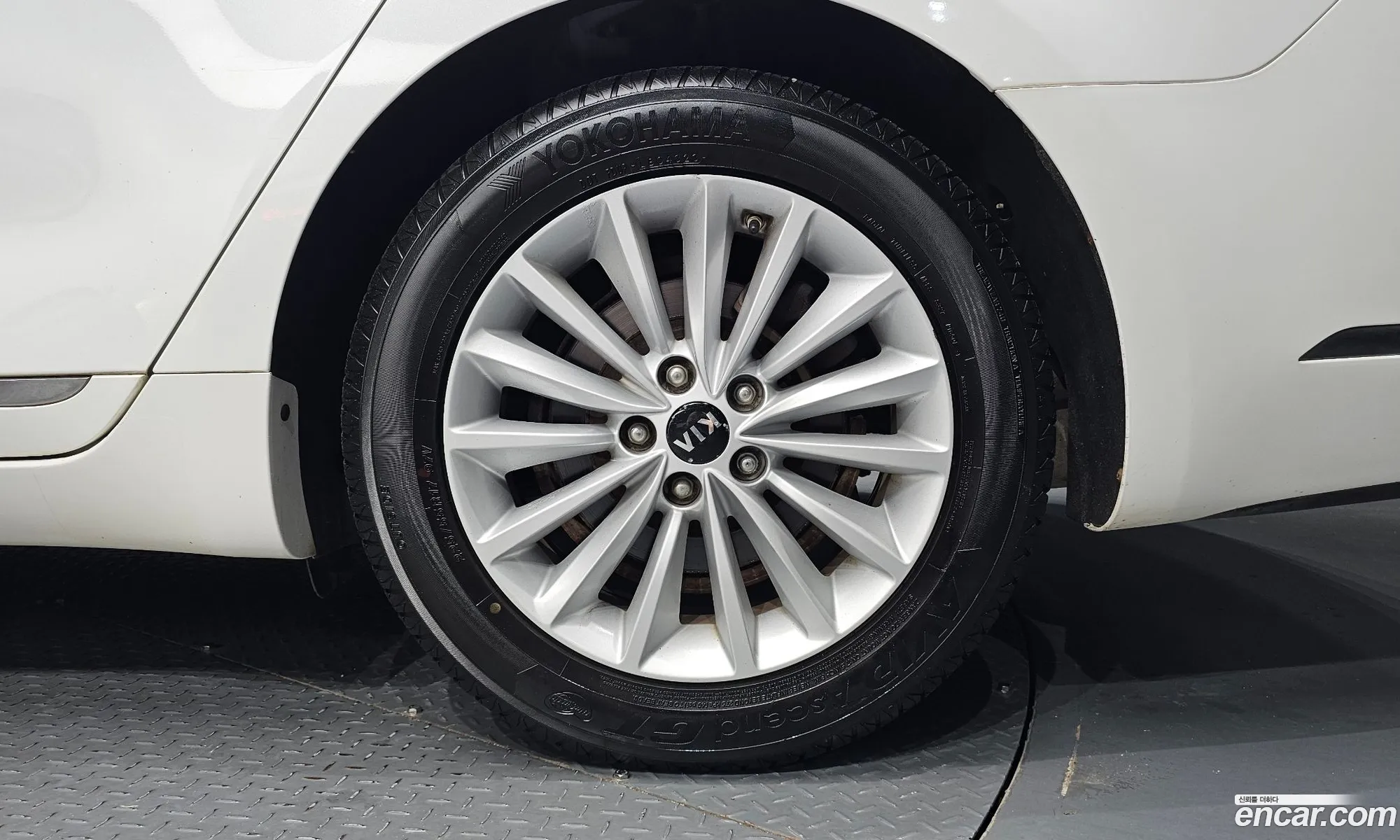 Kia K7 2016 — 6