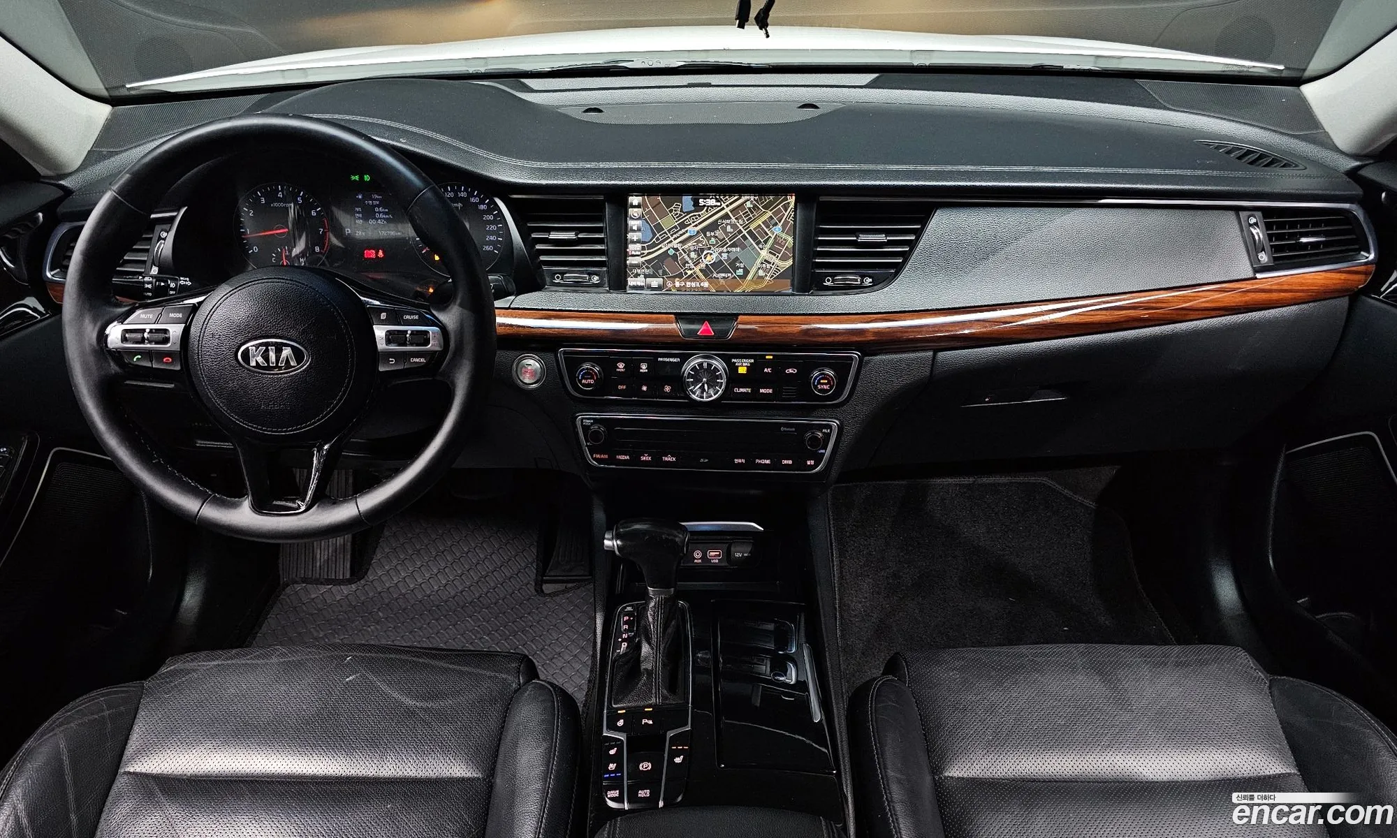 Kia K7 2016 — 8