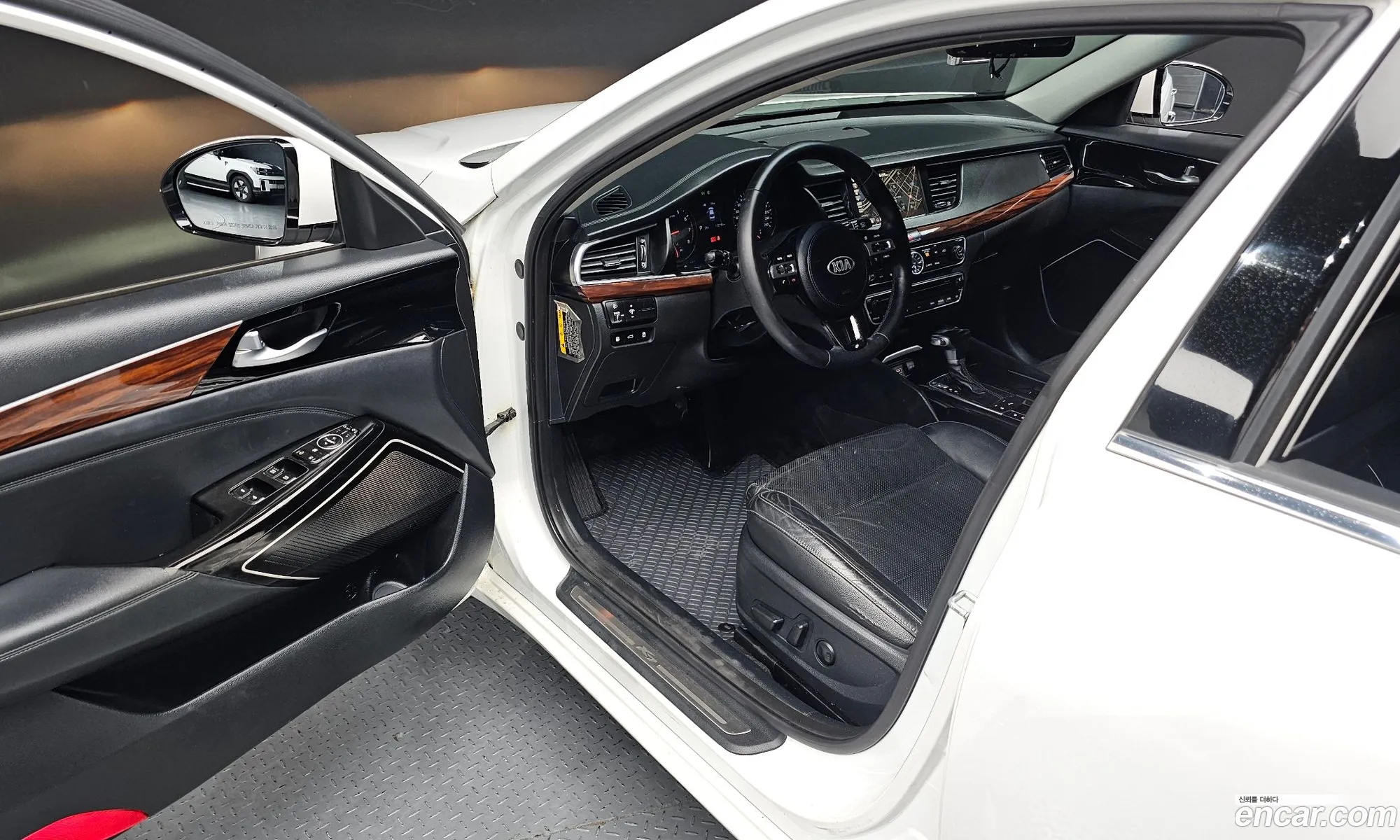 Kia K7 2016 — 12
