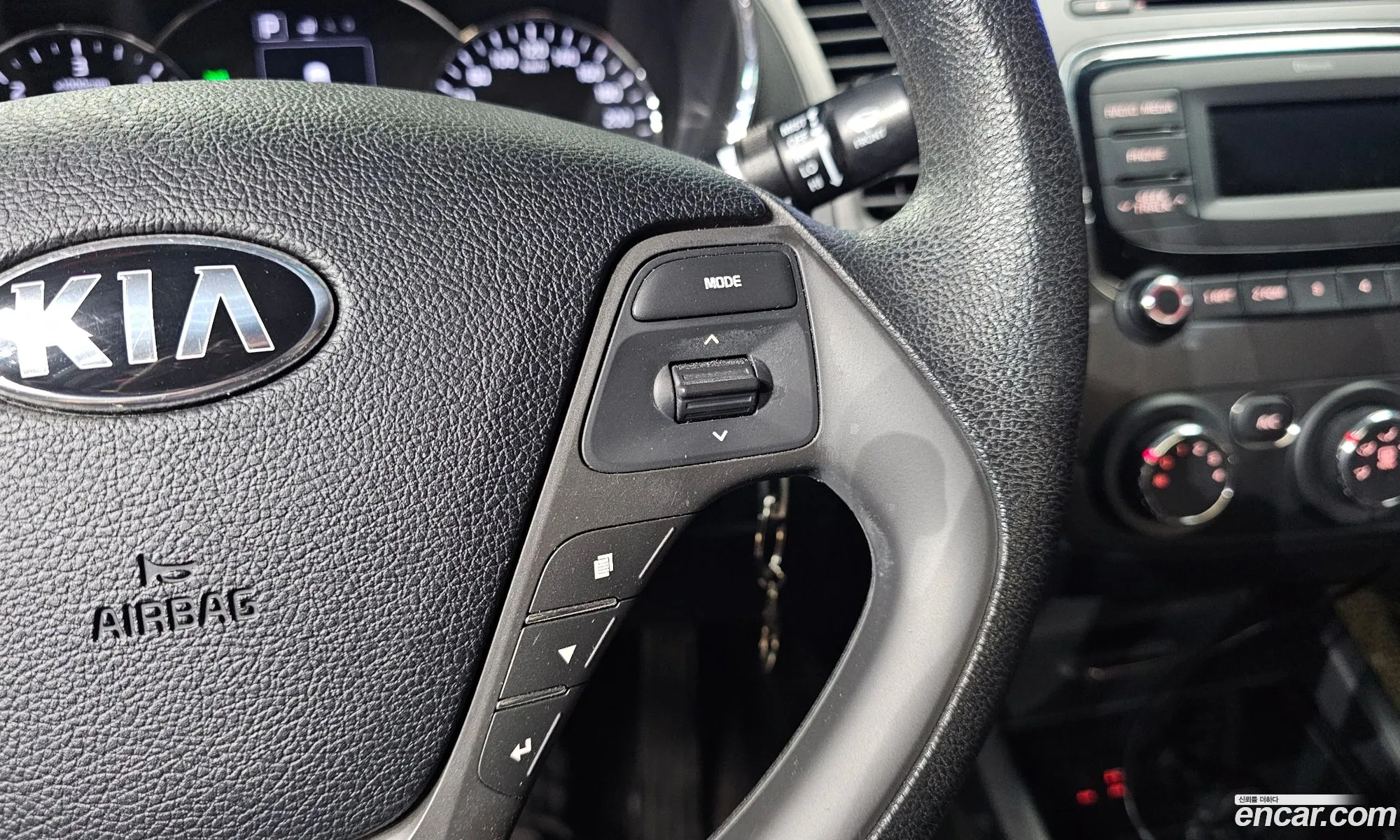 Kia K3 2017 KNAFJ41BGHA713005 — 19