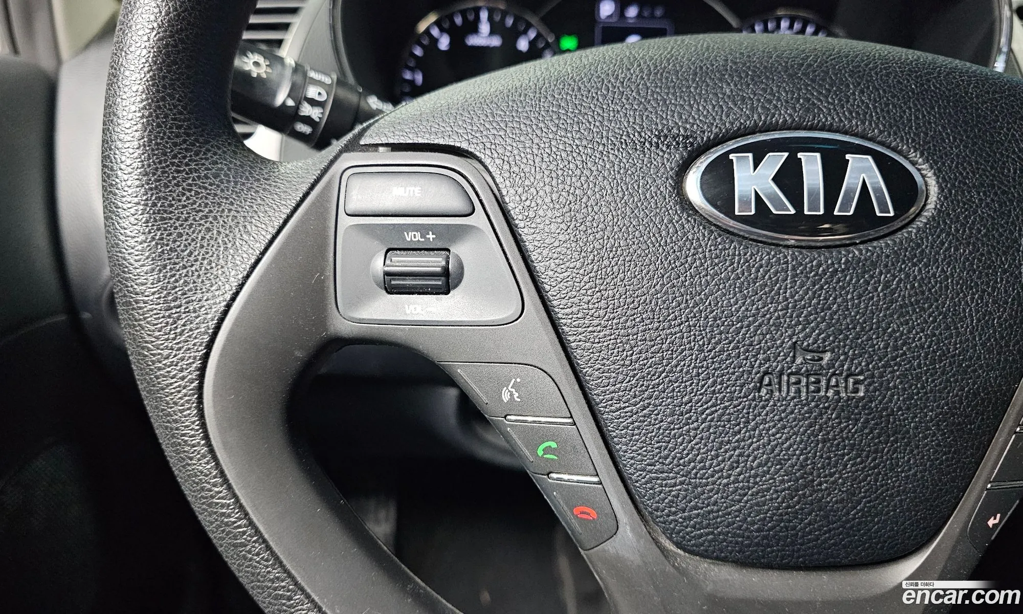 Kia K3 2017 KNAFJ41BGHA713005 — 27