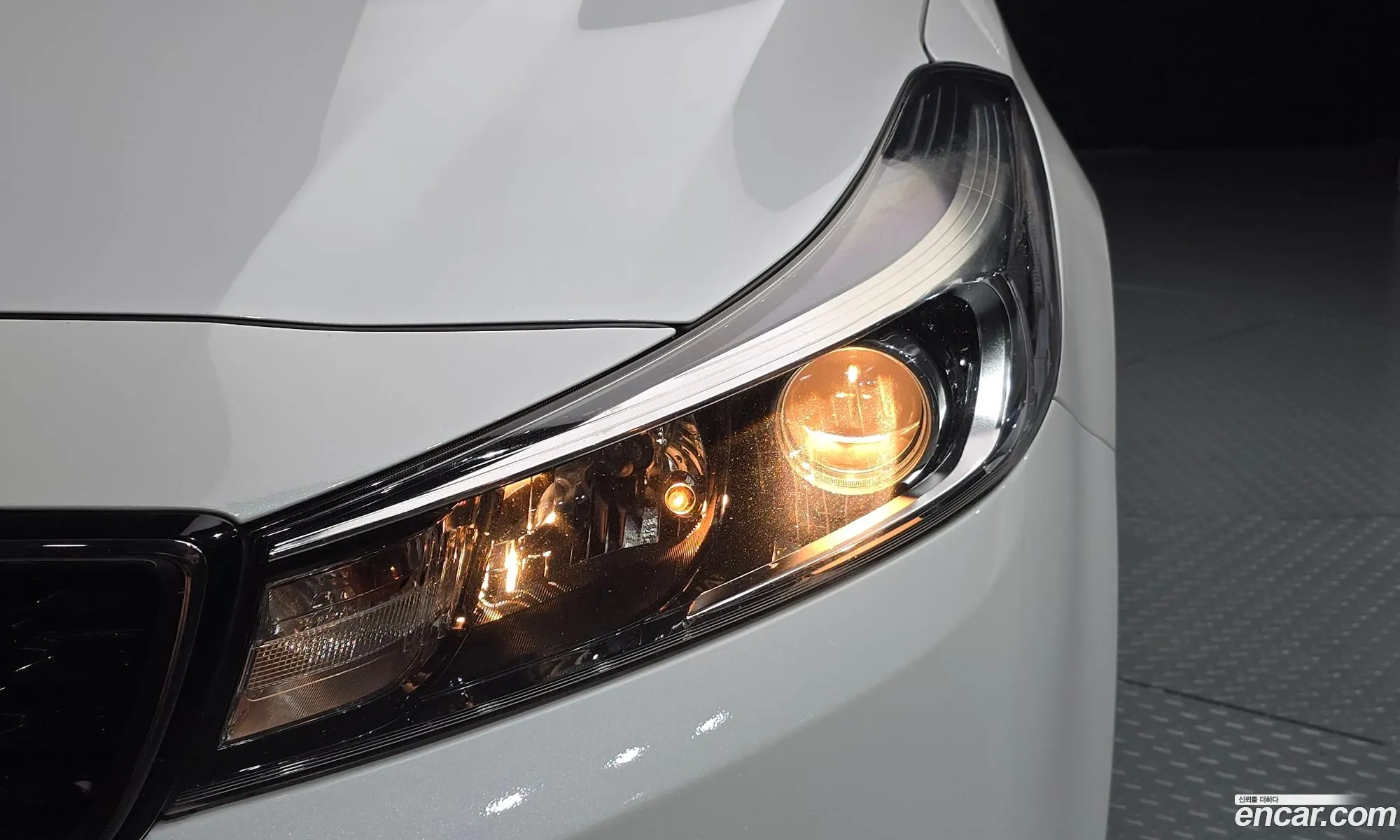 Kia K3 2017 KNAFJ41BGHA713005 — 25
