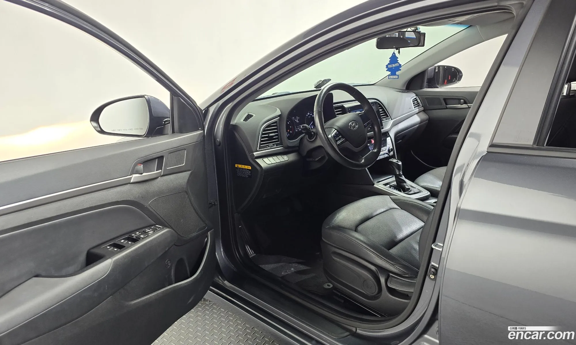 Hyundai Elantra AD 2016 KMHD741DBGU069794 — 19