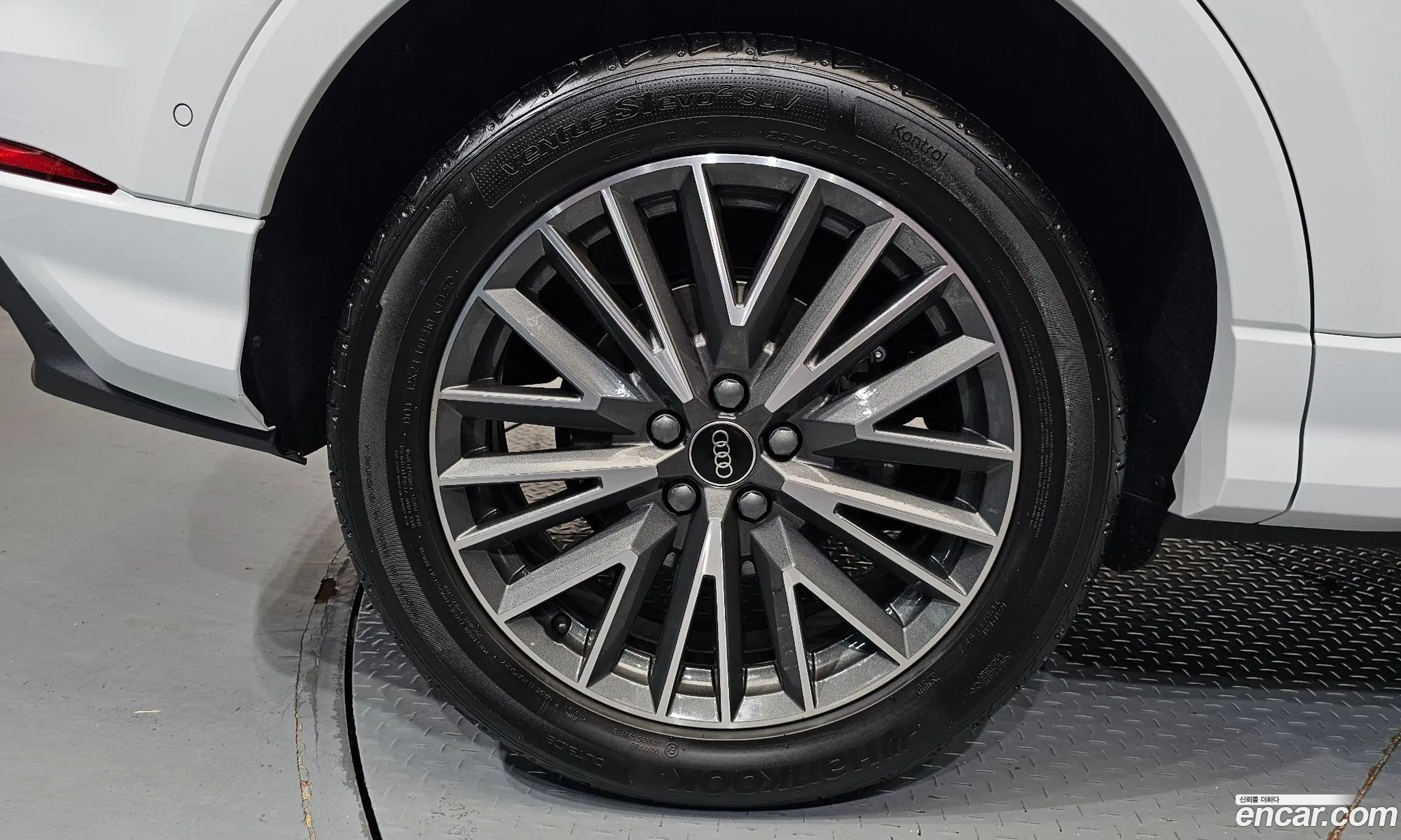 Audi Q3 2025 WAUZZZF31S1106826 — 16