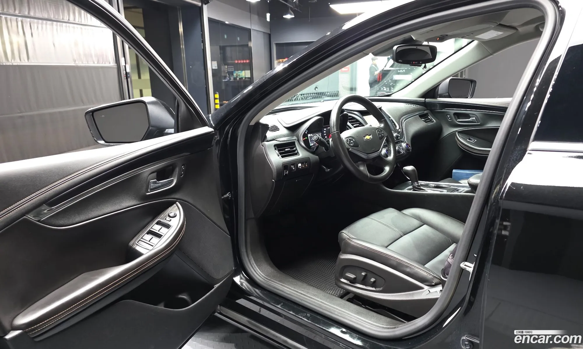 Chevrolet (GM Daewoo) Impala 2016 1G1155SA — 3