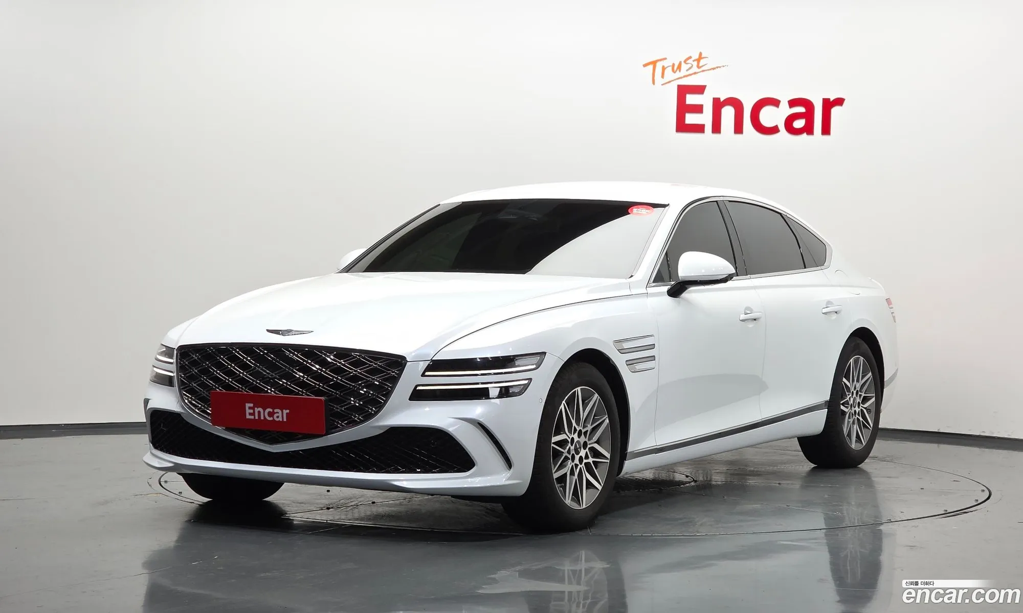 Genesis G80 2024 KMTGB41CDSU247110 — 2