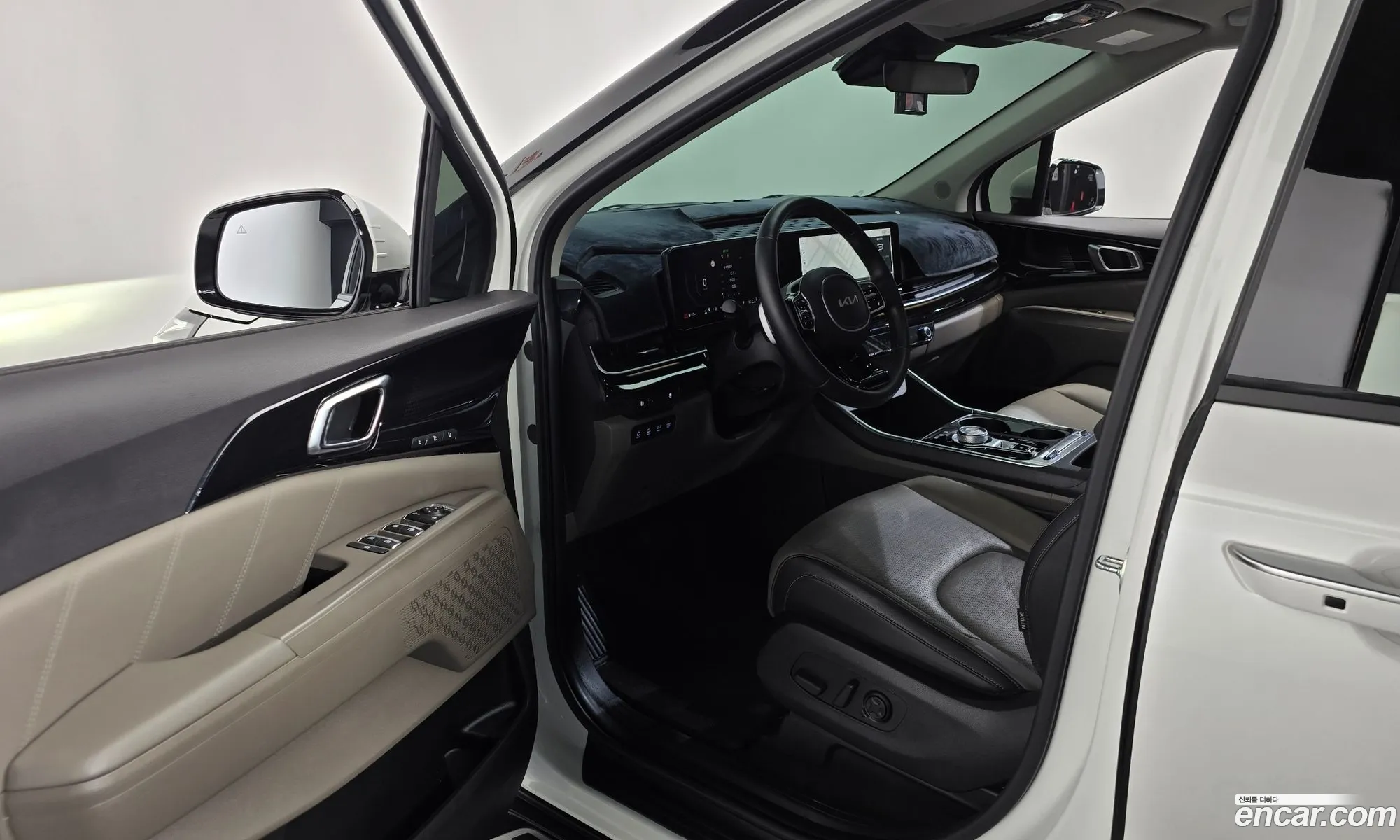 Kia Carnival 2024 KNANE81BBRS427547 — 28