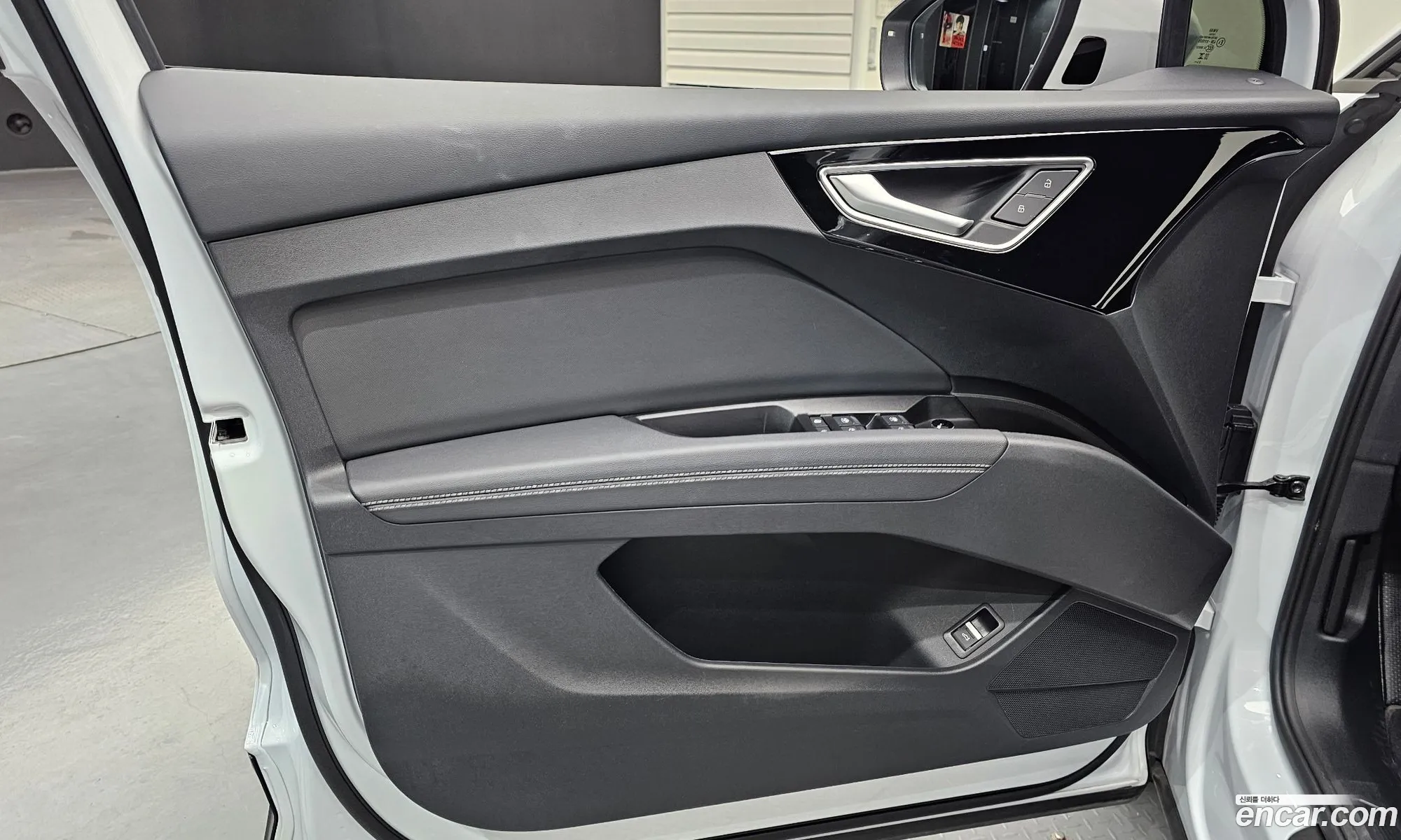 Audi Q4 e-tron 2025 WAUZZZFZ111111111 — 18