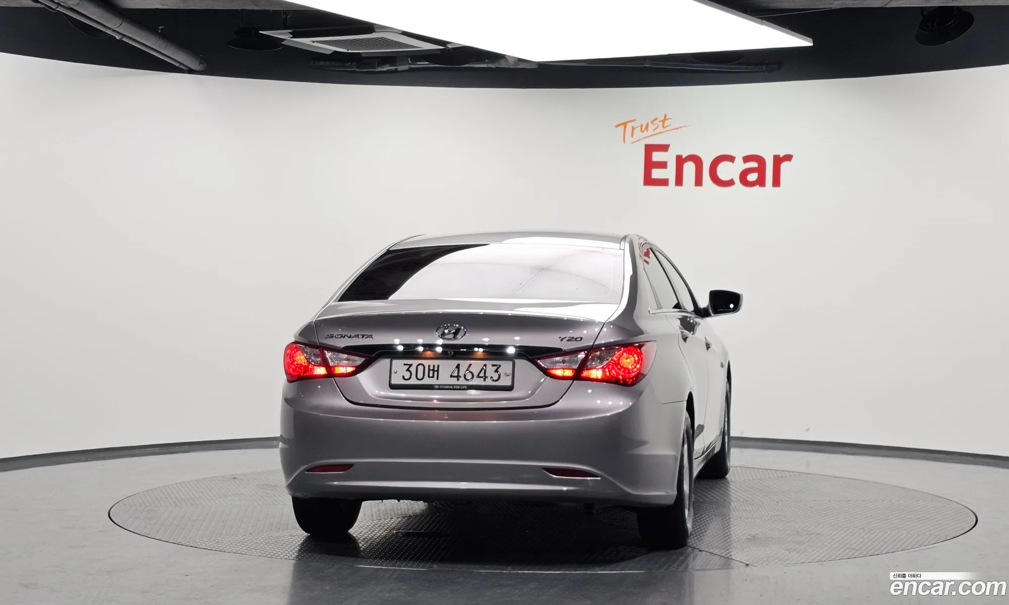 Hyundai YF Sonata 2011 KMHEC41LBCA386218 — 3