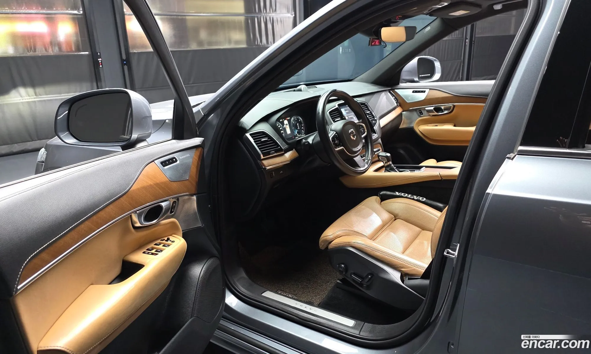 Volvo XC90 2017 — 5