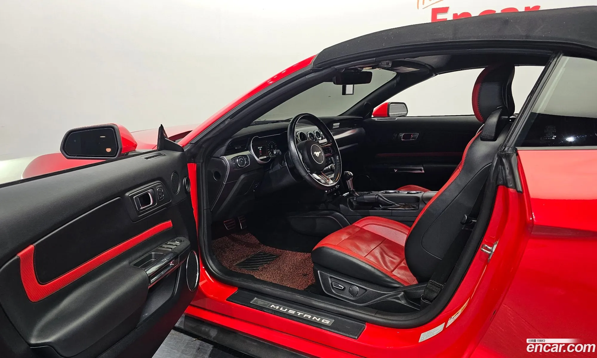Ford Mustang 2019 1FATP8UH3K5137825 — 10
